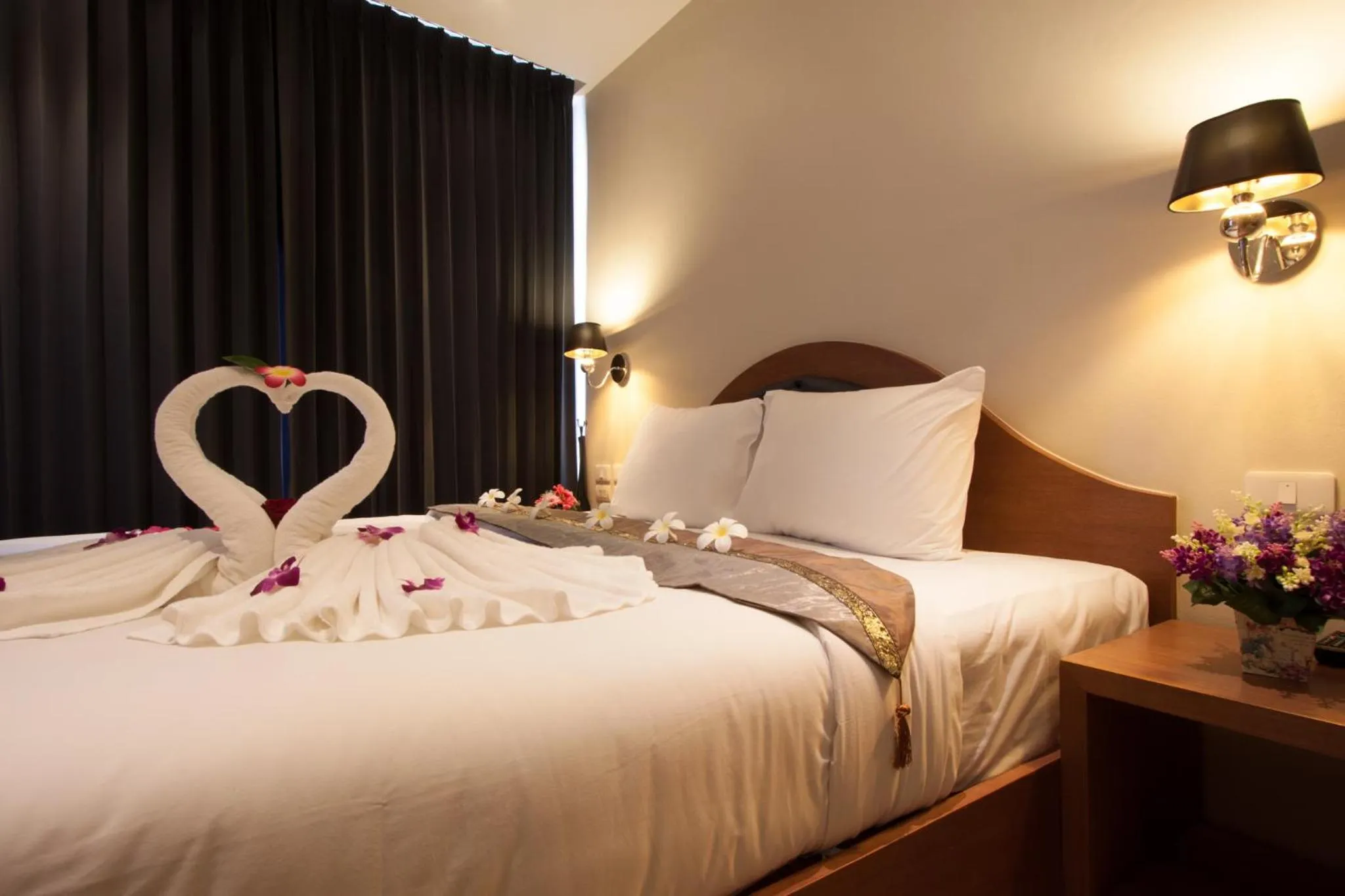 Bed in At Samui Boutique Hotel