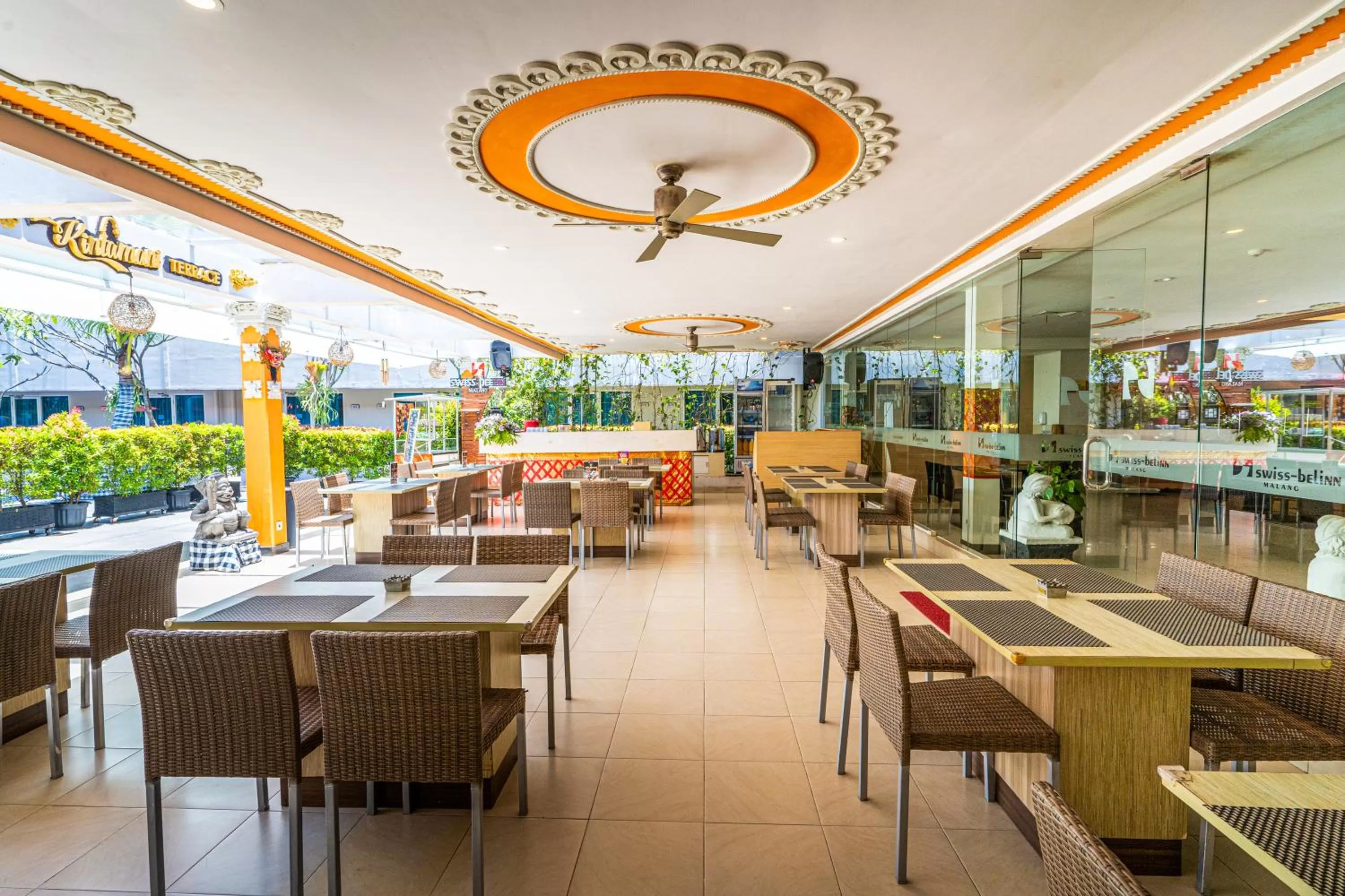 Restaurant/places to eat in Swiss-Belinn Malang