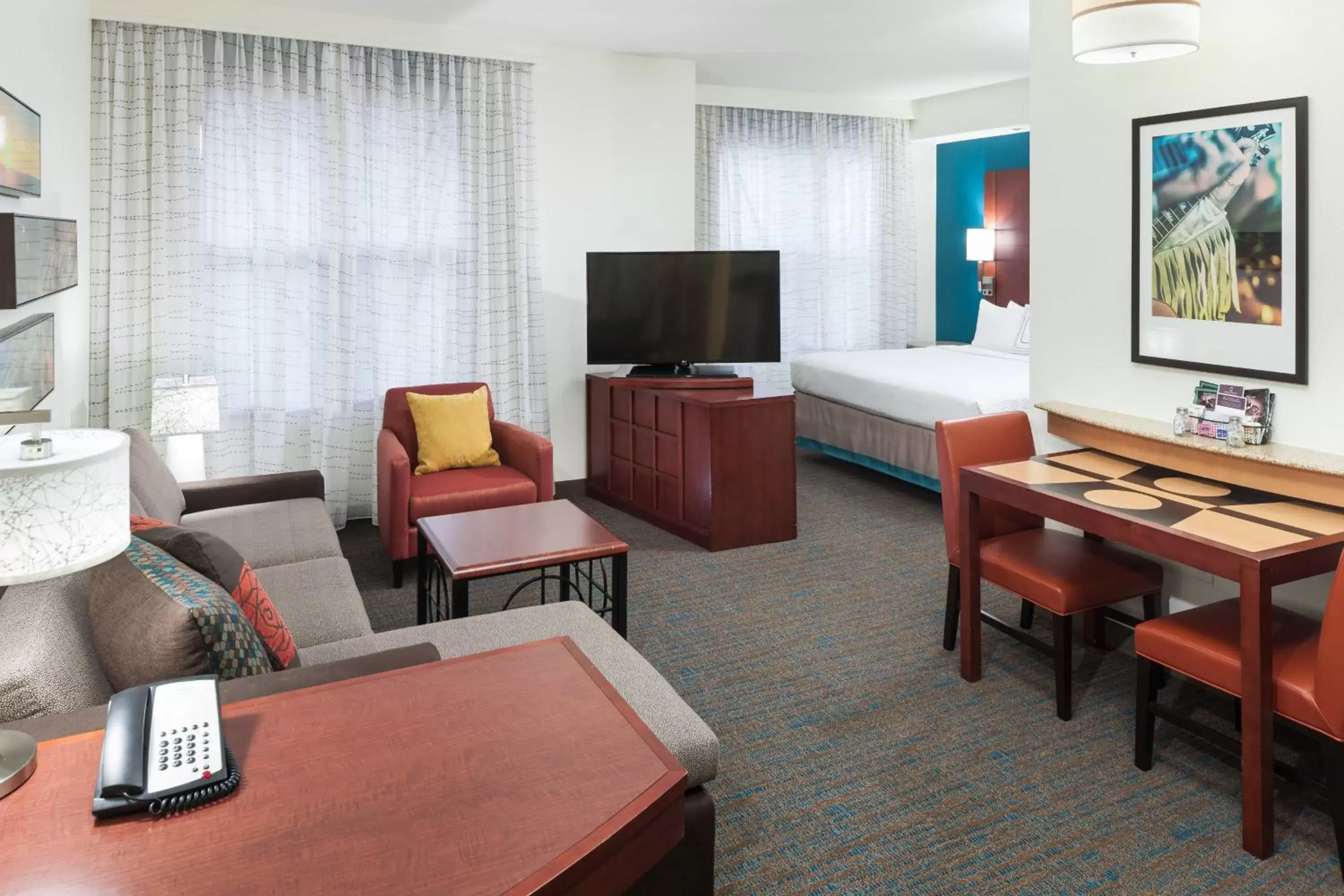 Photo of the whole room, TV/Entertainment Center in Residence Inn by Marriott Franklin Cool Springs
