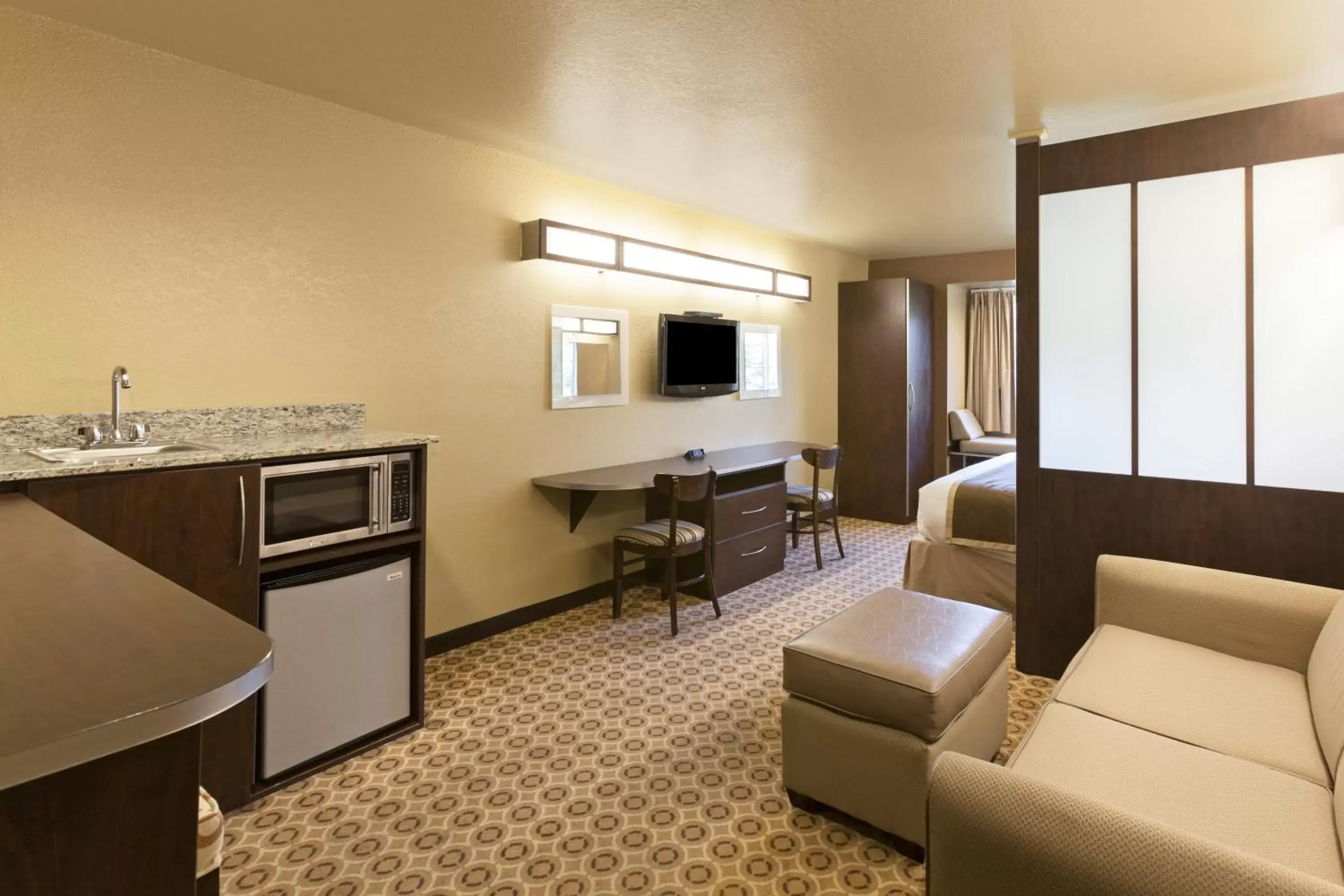 Photo of the whole room in Microtel Inn & Suites by Wyndham Searcy