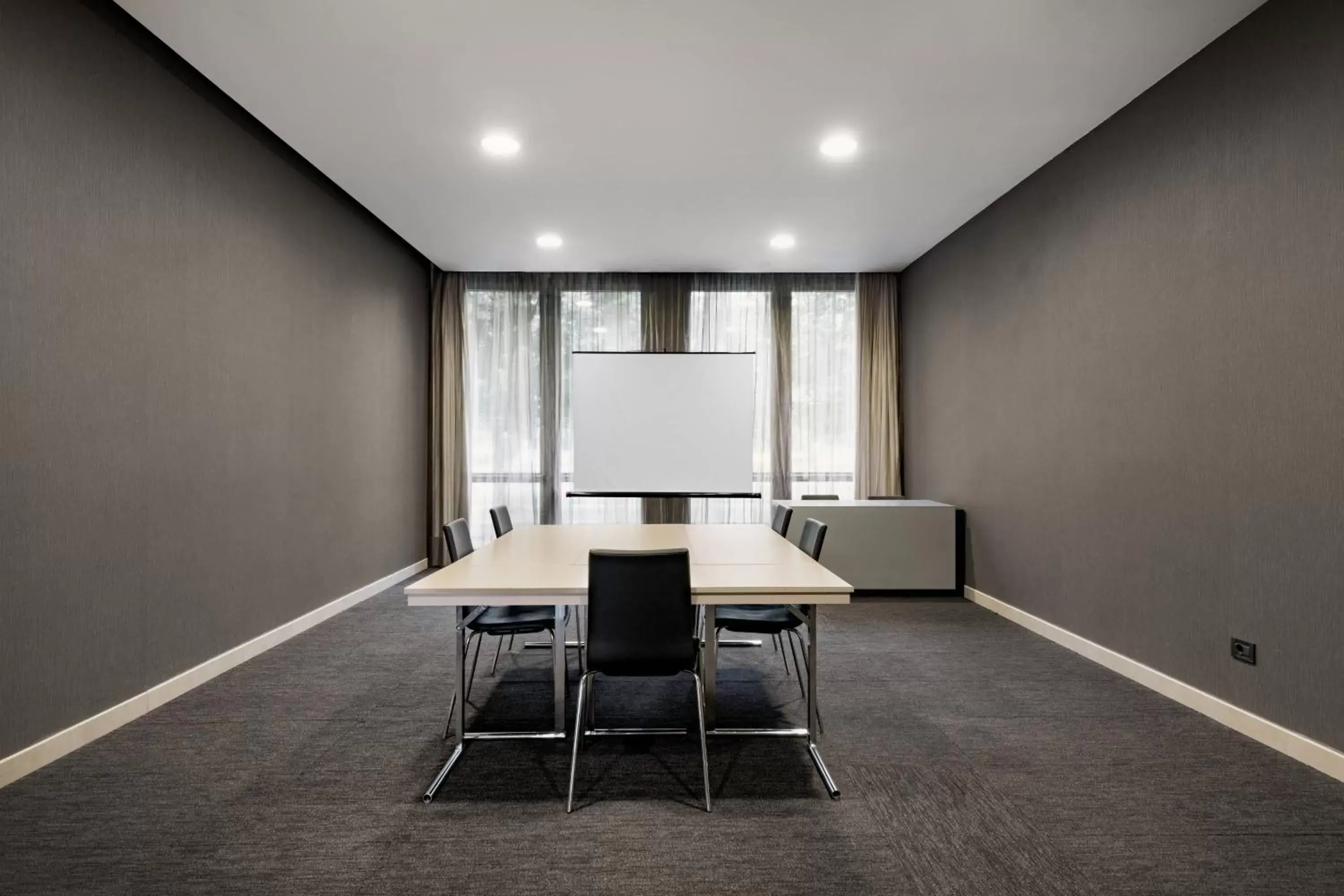Meeting/conference room in AC Hotel Bologna by Marriott