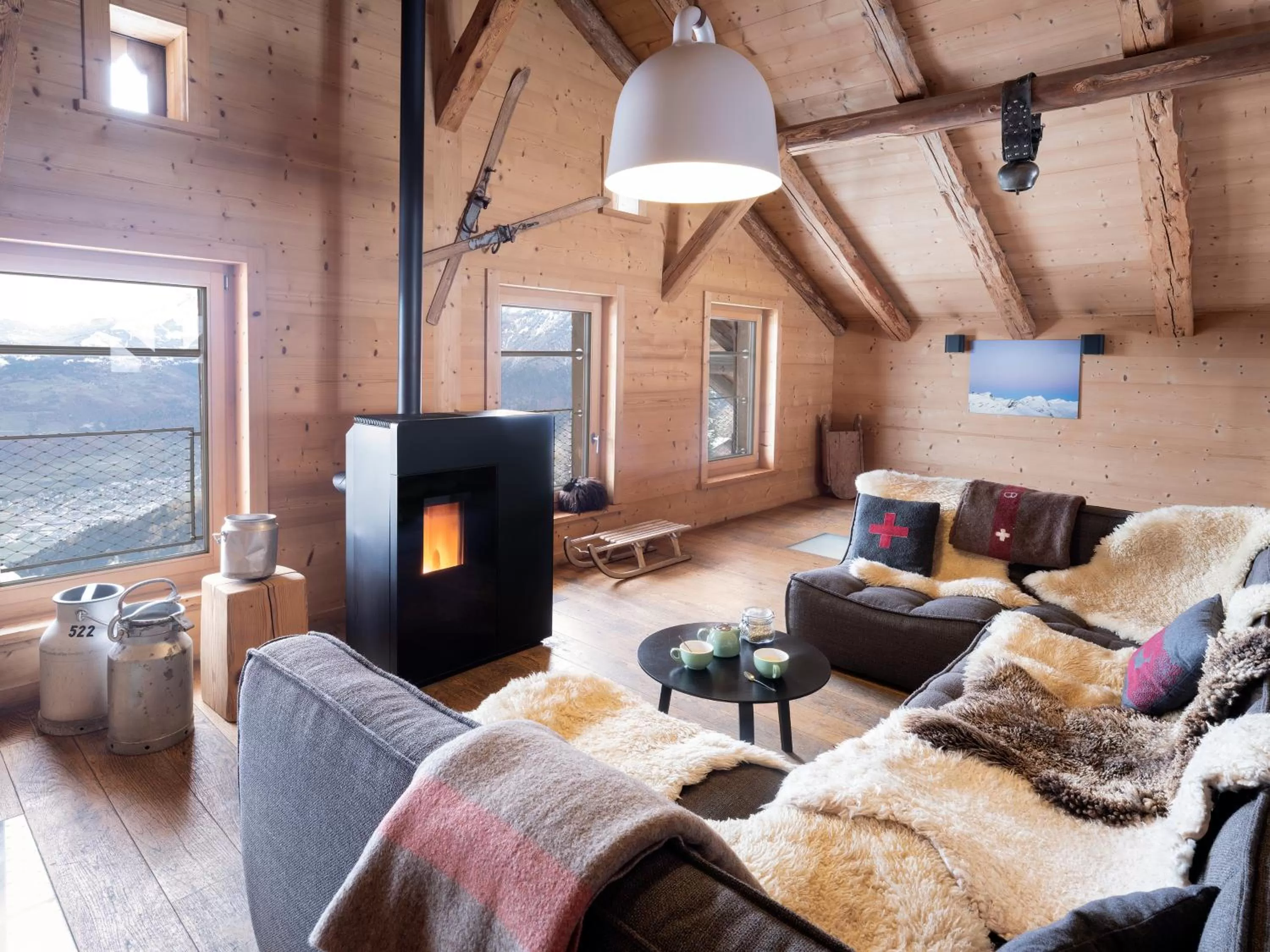 Restaurant/places to eat in Whitepod Original