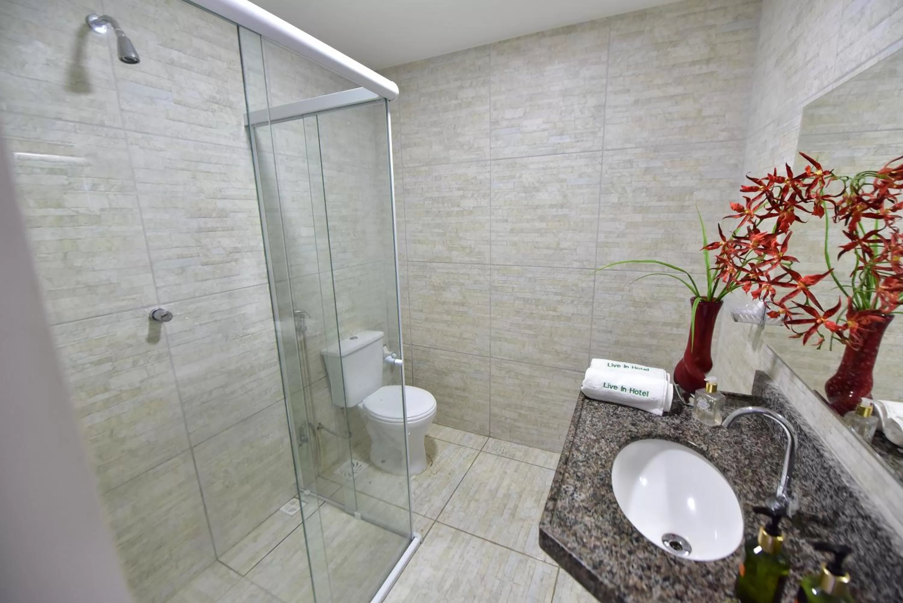 Bathroom in LIVE IN FORTALEZA HOTEL