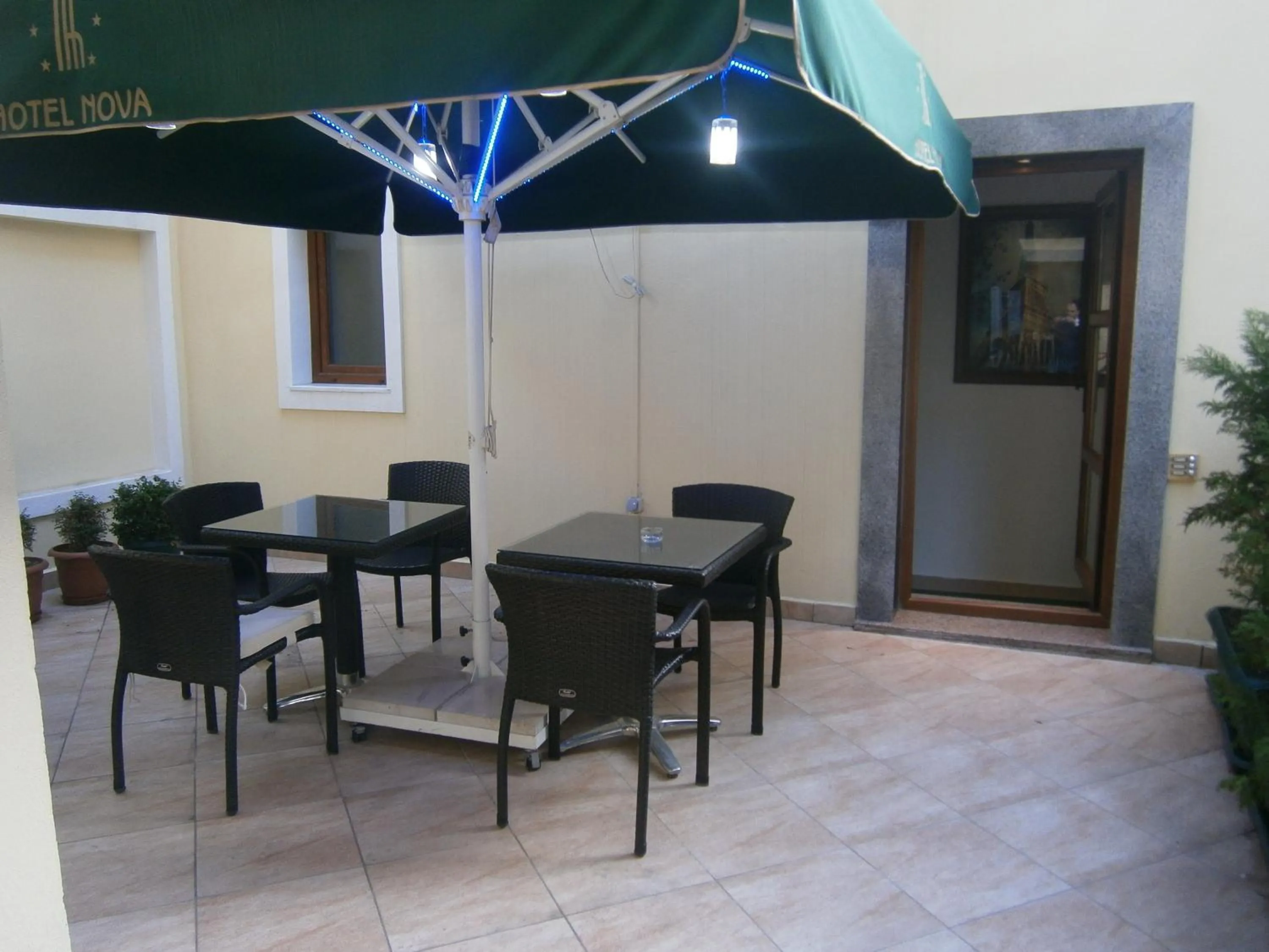 Patio in Hotel Nova