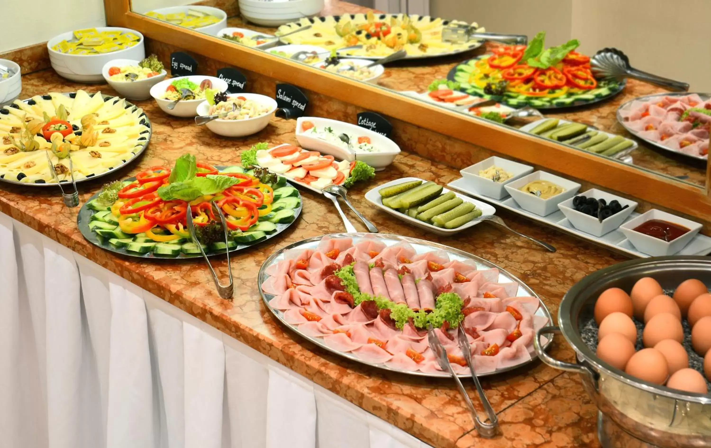 Buffet breakfast in Ametyst Hotel Praha