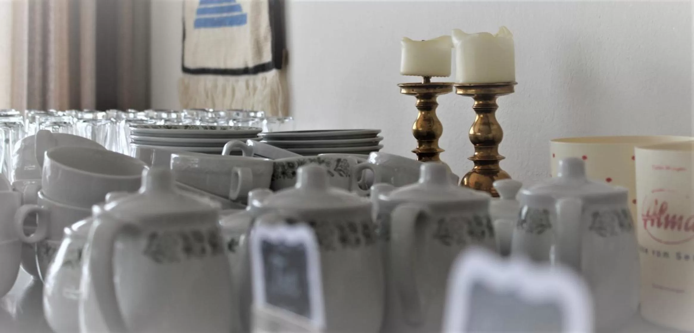 Restaurant/places to eat in Hotel Echo