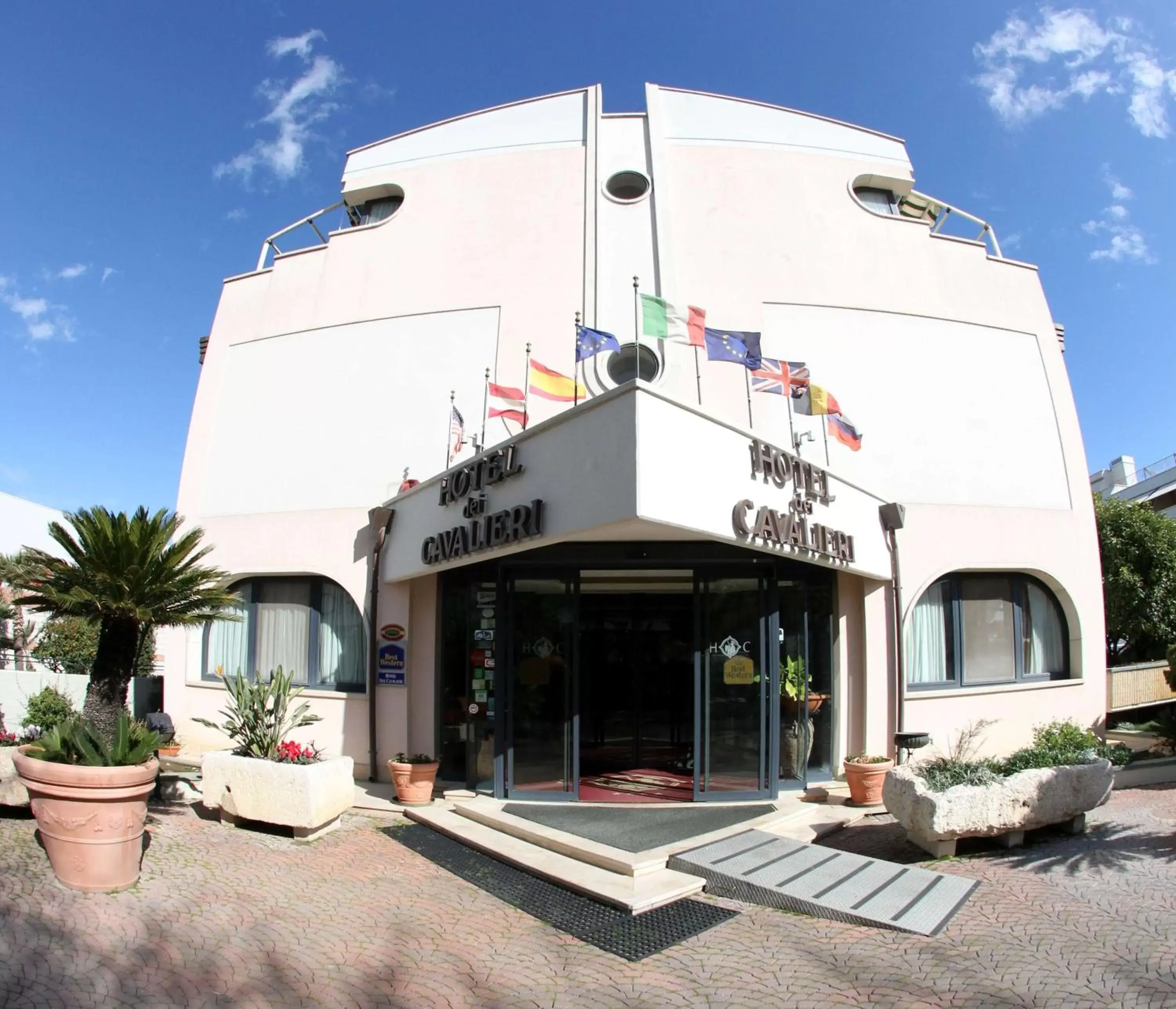 Property Building in Best Western Hotel Dei Cavalieri