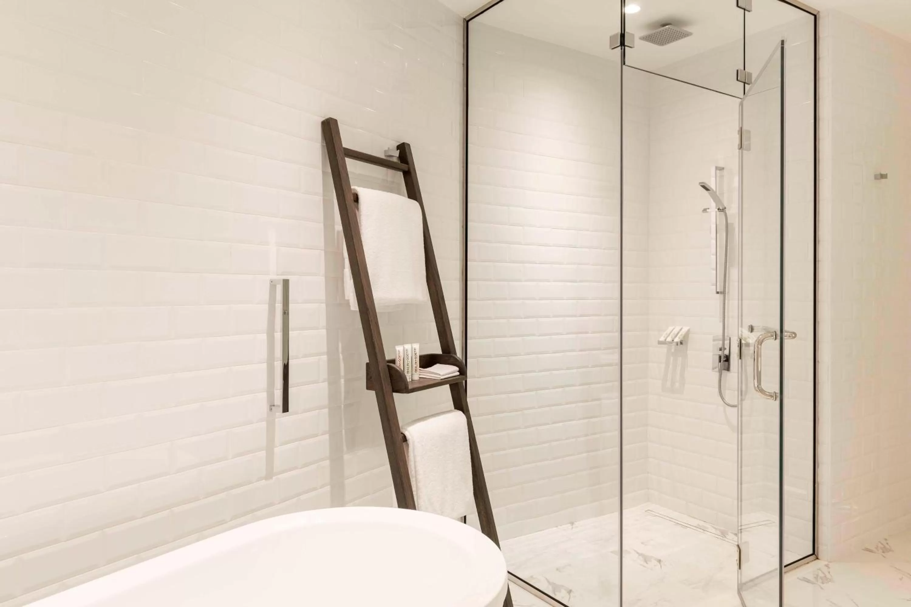 Bathroom in Le Royal Meridien Beach Resort & Spa Dubai