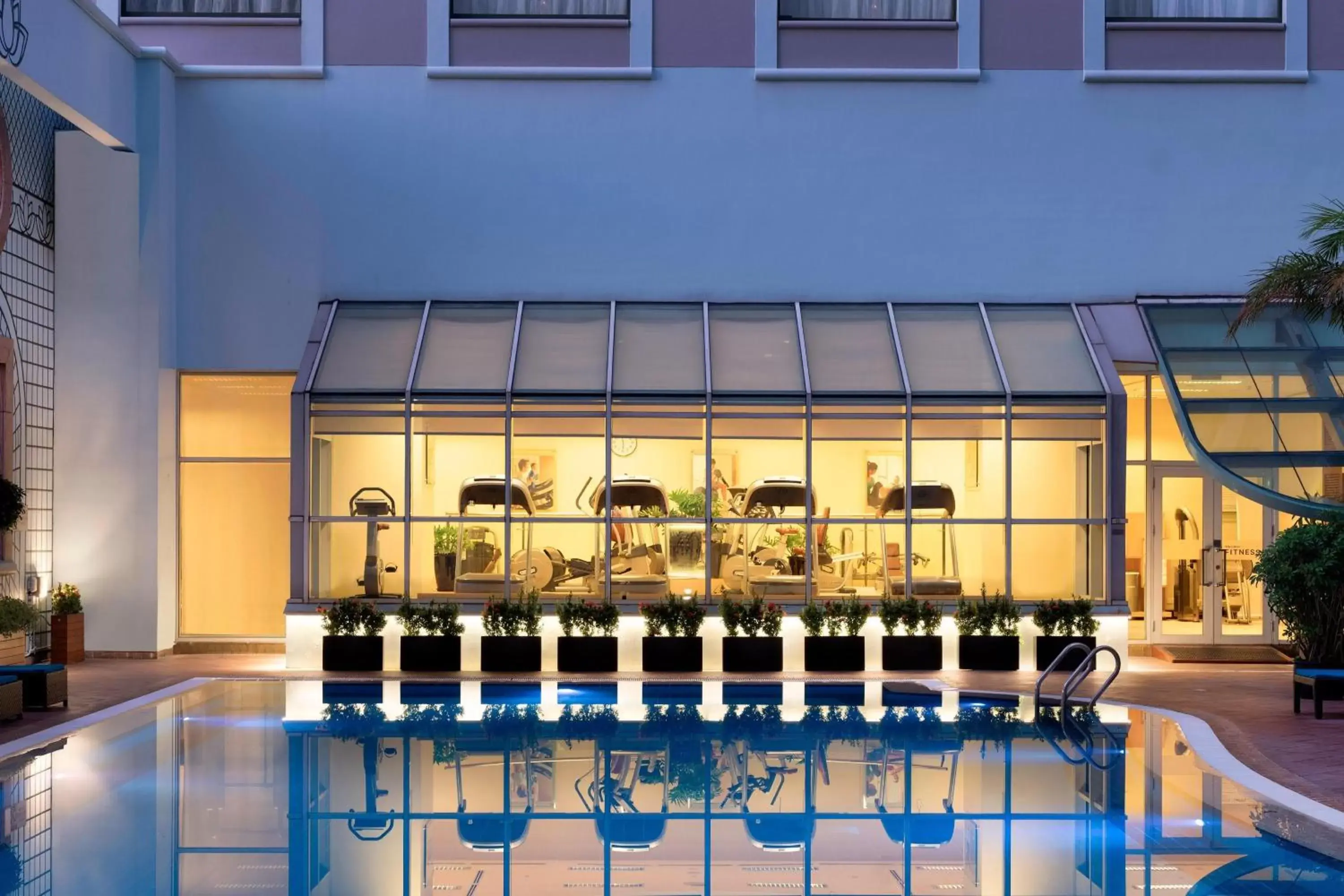Fitness centre/facilities, Swimming Pool in Sheraton Saigon Hotel & Towers
