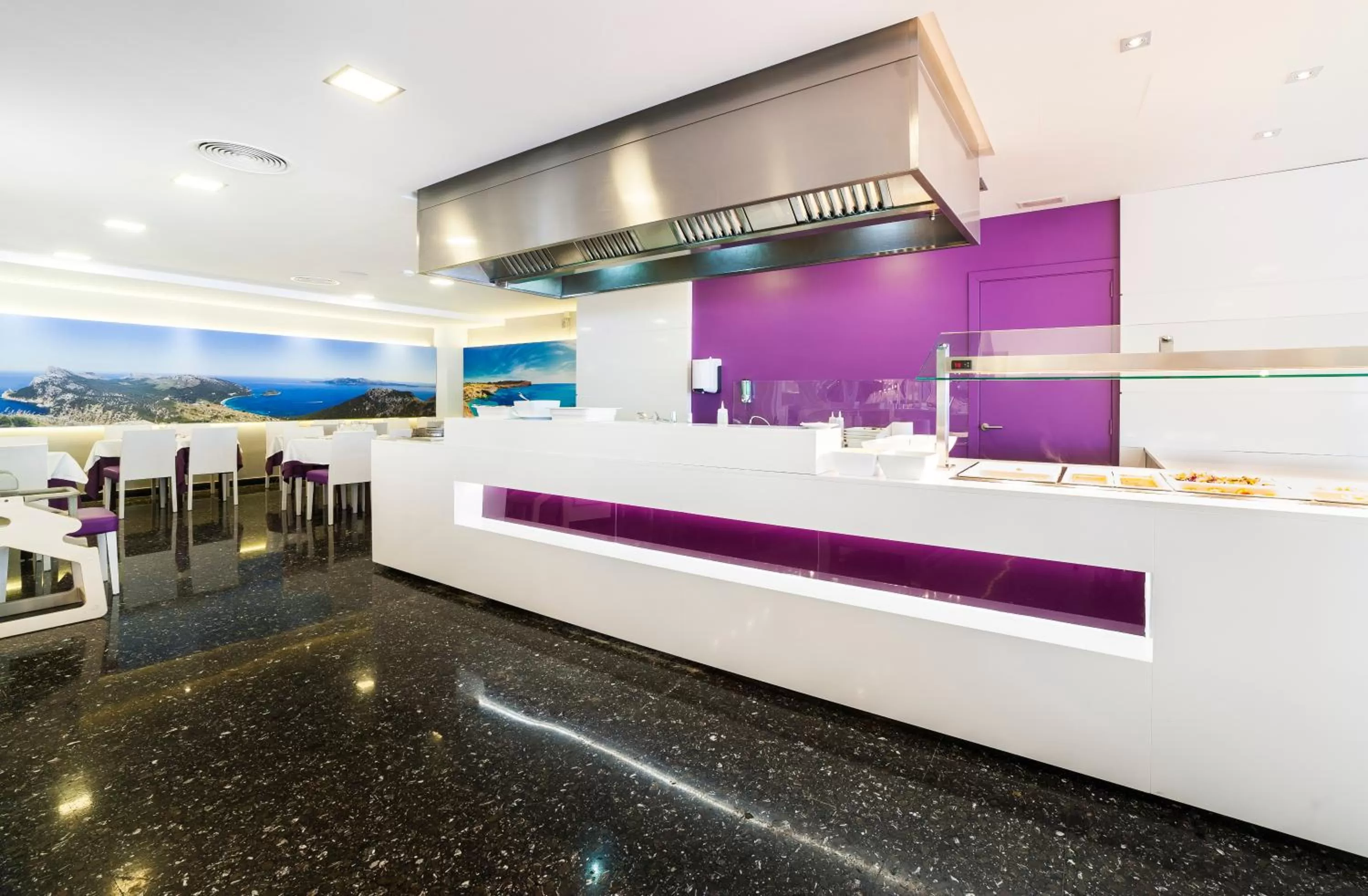 Restaurant/places to eat in Globales Palmanova