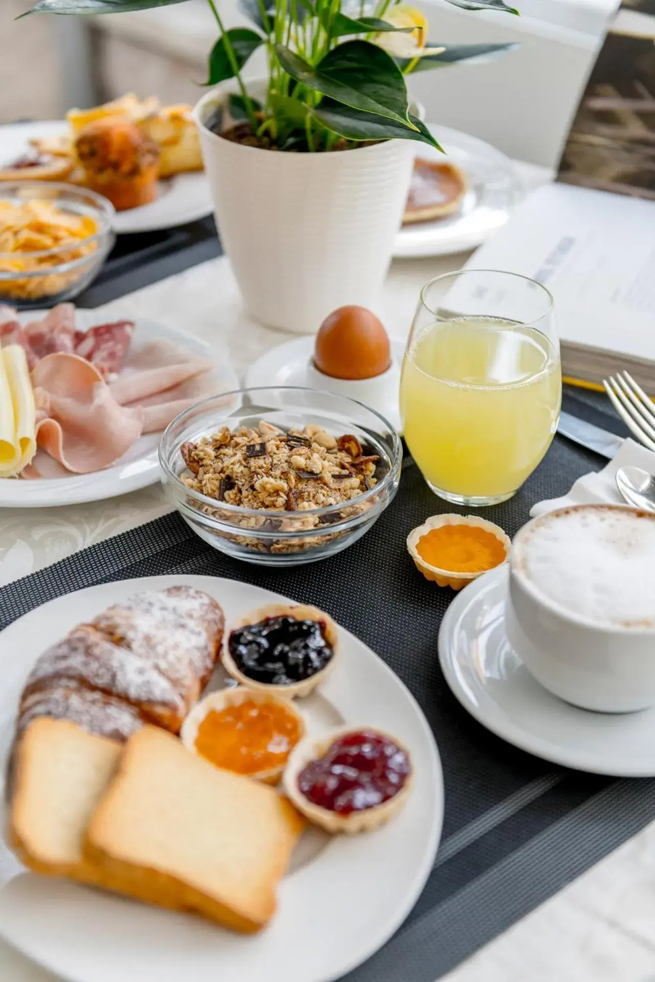 Food and drinks, Breakfast in Grand Hotel Tettuccio