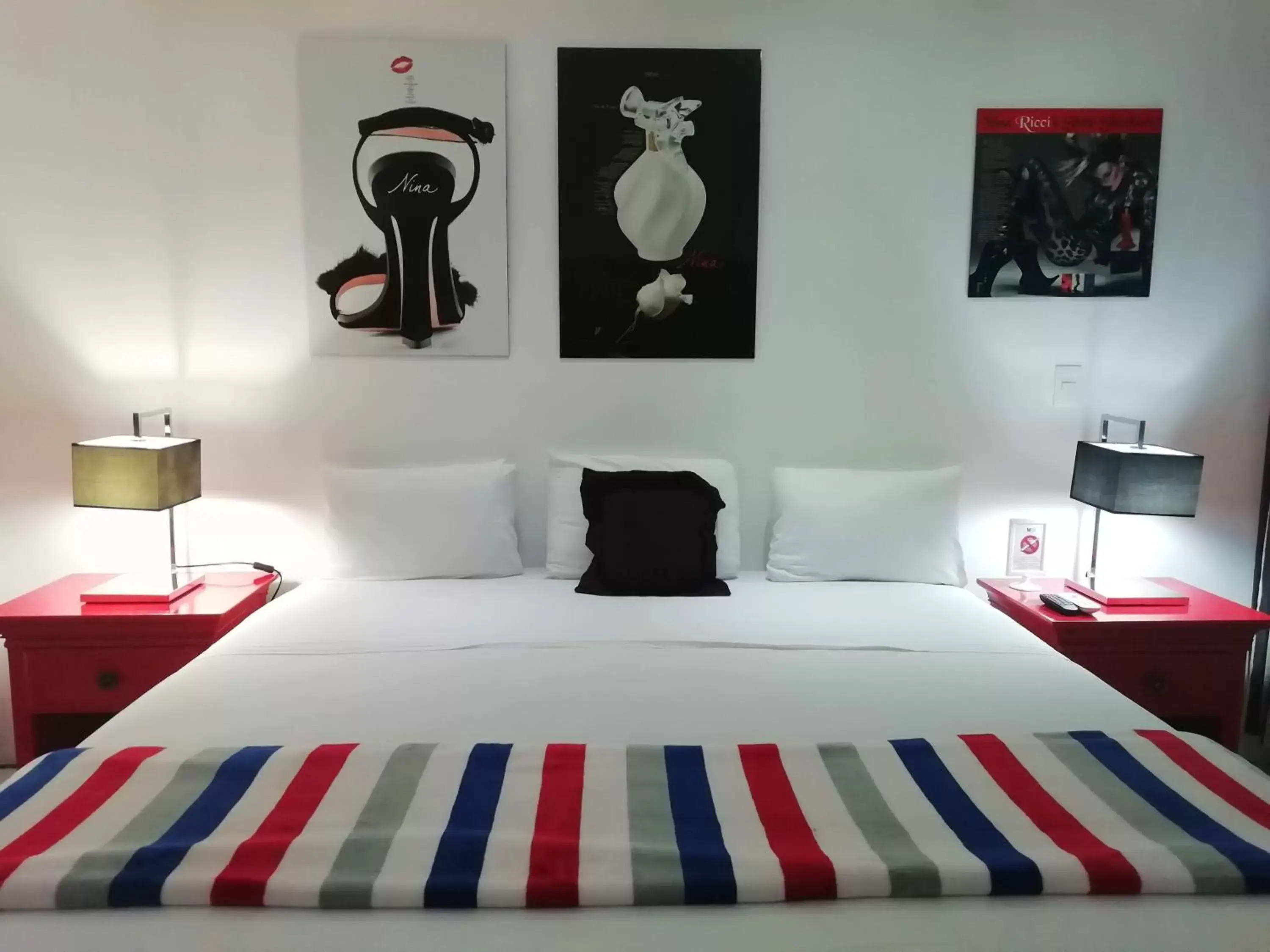 Bed in Spazio Boutique Hotel