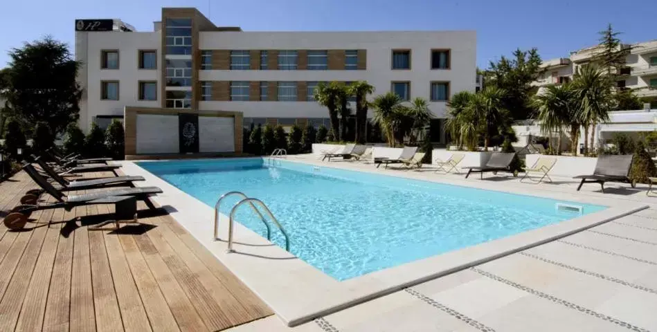 Swimming Pool in Hotel Pineta Wellness & Spa