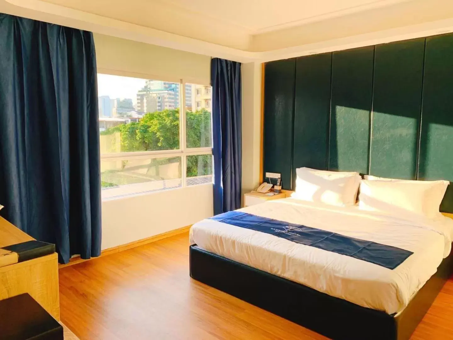 Standard Double Room in Sapphire Hotel Silom Bangkok Standard Double Room in Sapphire Hotel Silom Bangkok