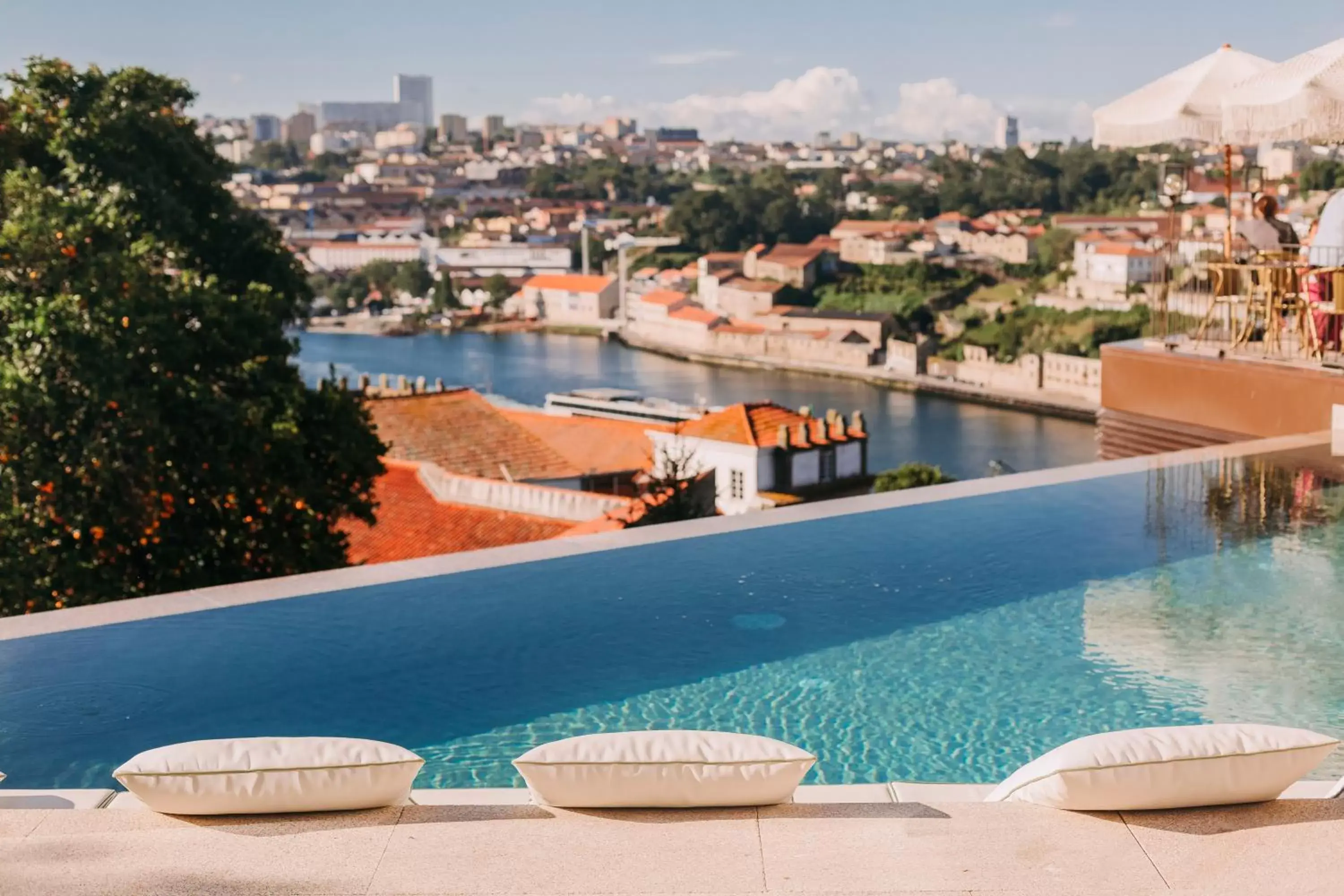 View (from property/room), Swimming Pool in Torel Avantgarde