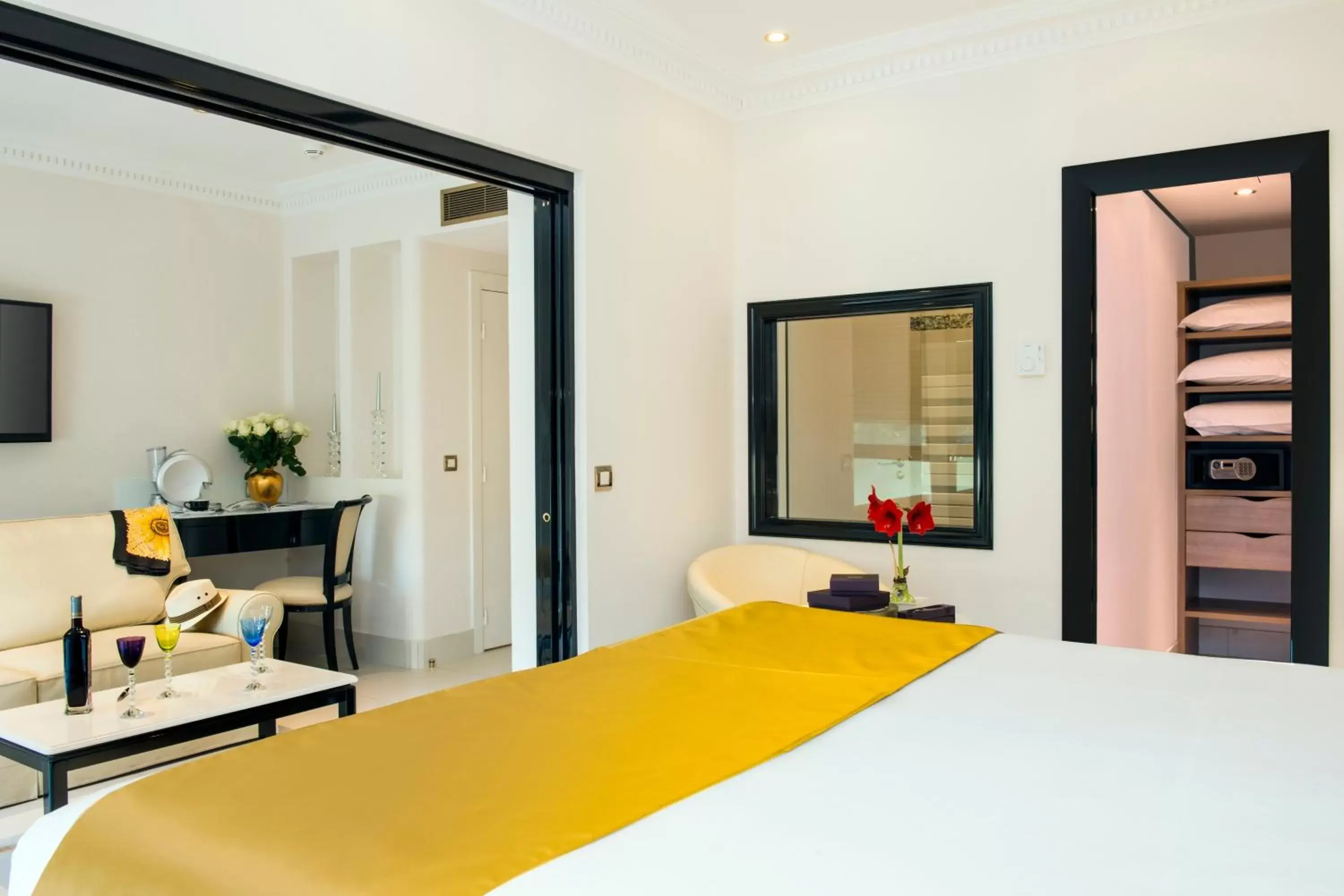 Bedroom in Hotel Aston La Scala