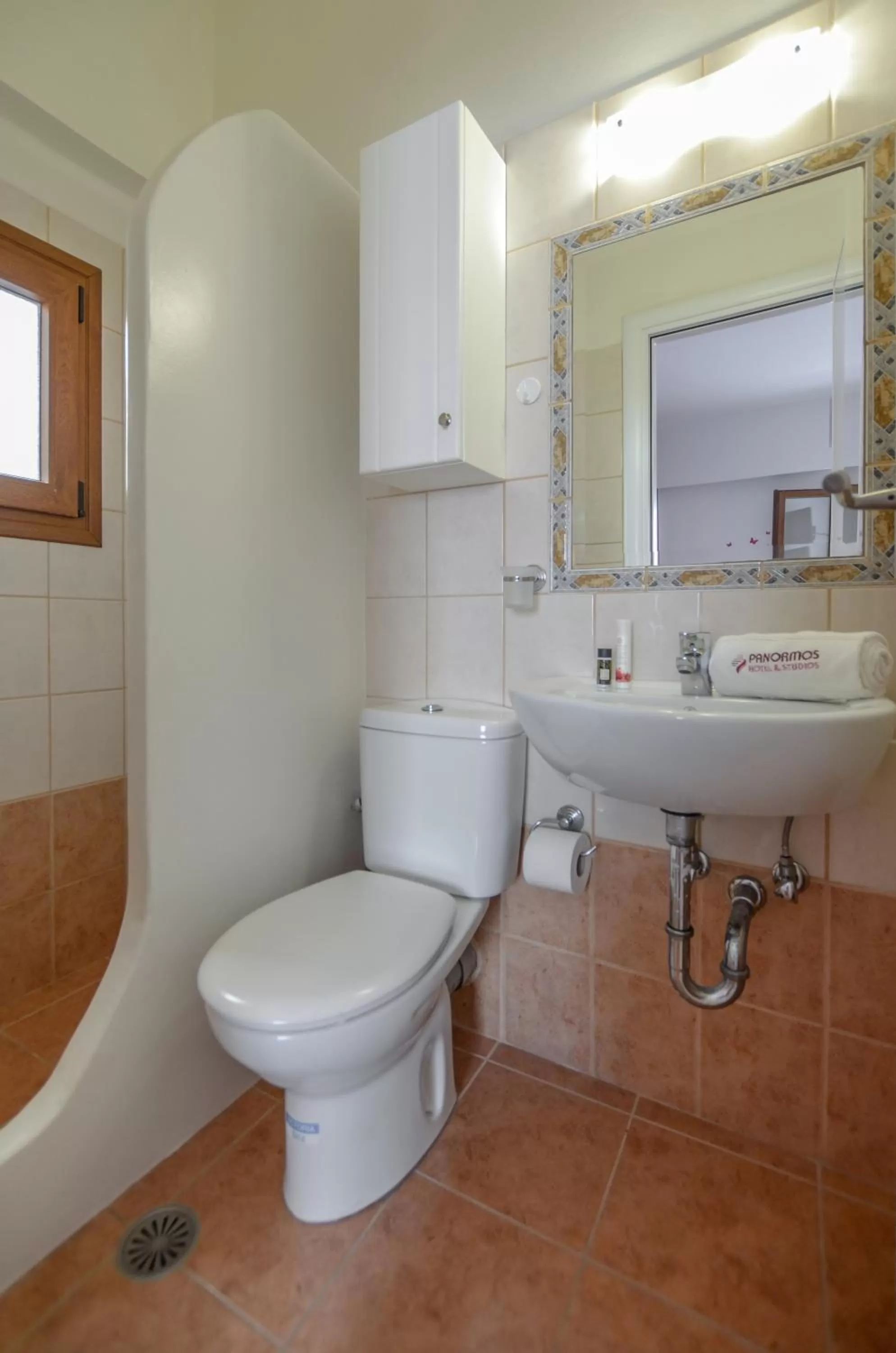 Panormos Hotel and Studios