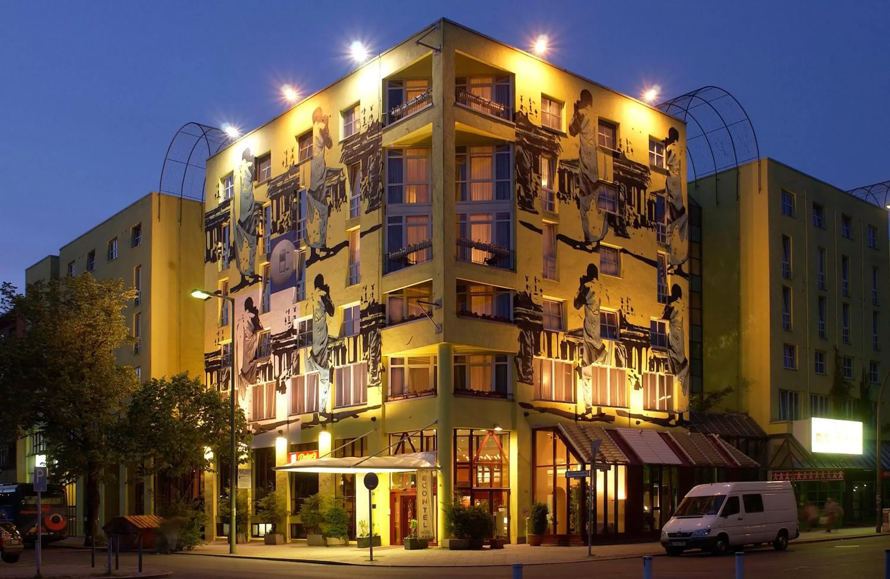 Facade/entrance, Property Building in PLAZA INN Berlin Charlottenburg