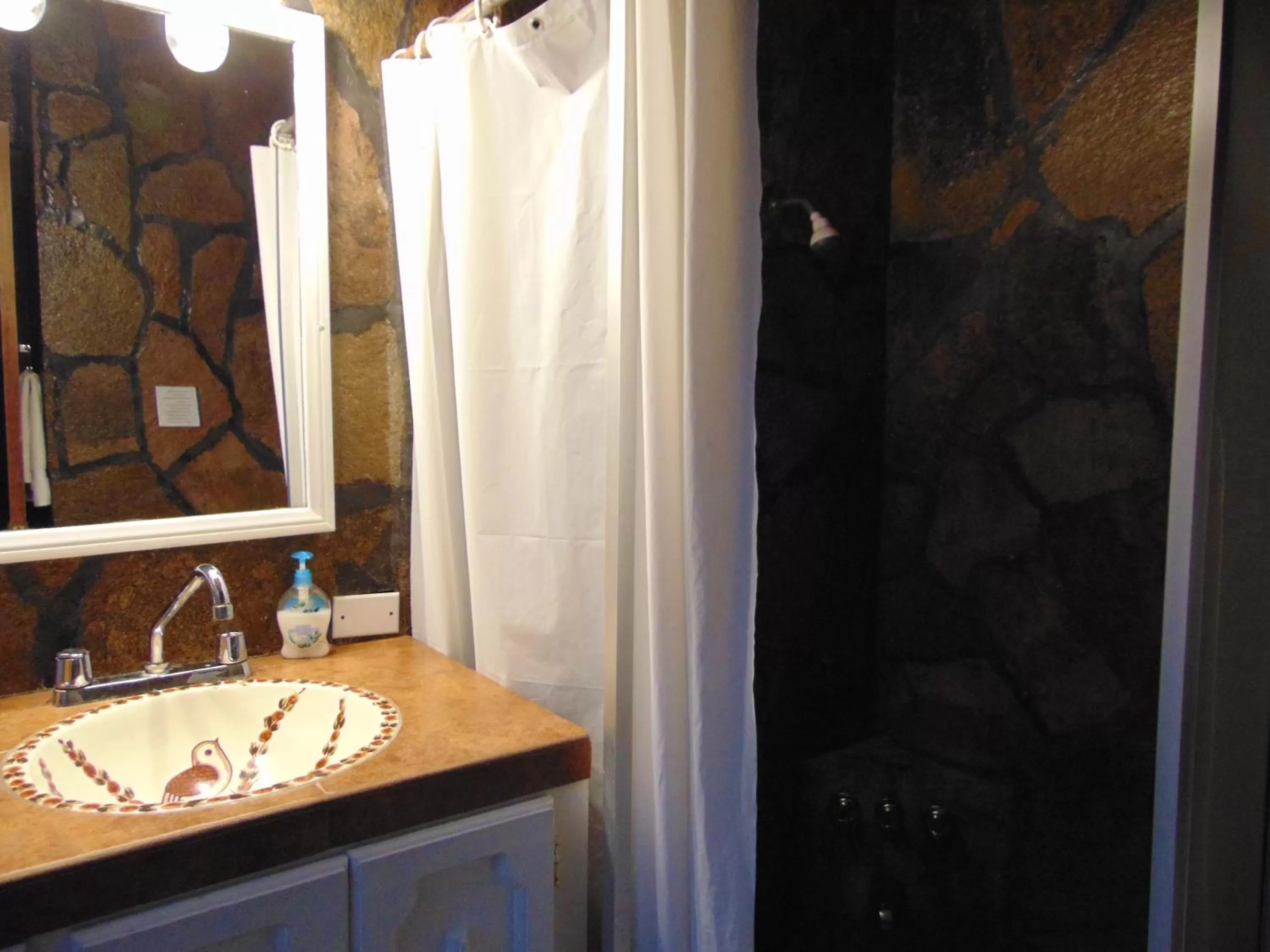 Bathroom in Poco Cielo Hotel