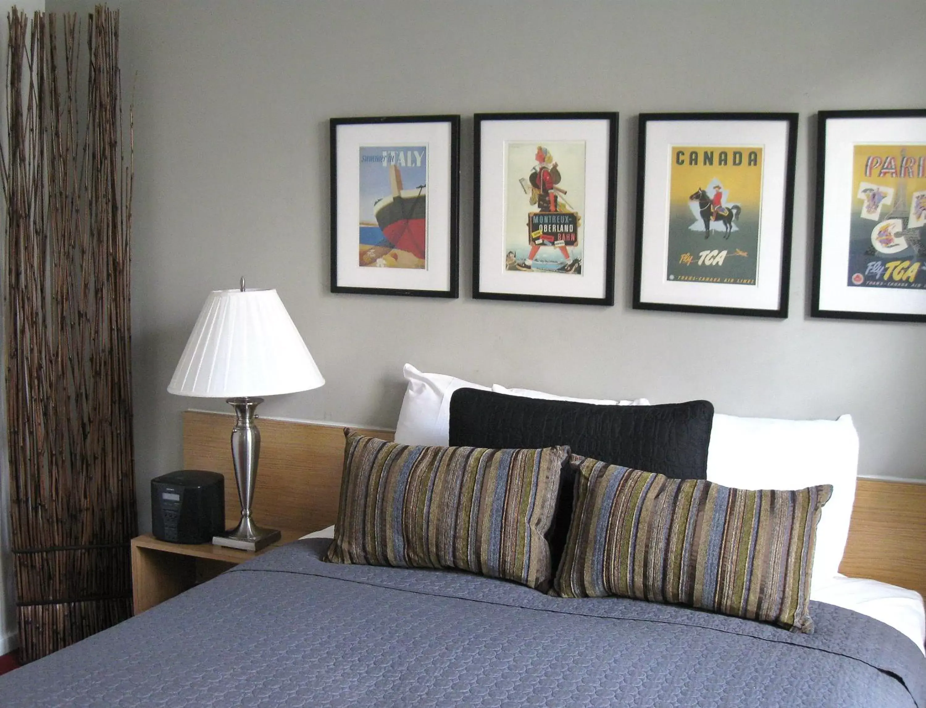 Bed in Touchstone Hotel - City Center Bed in Touchstone Hotel - City Center