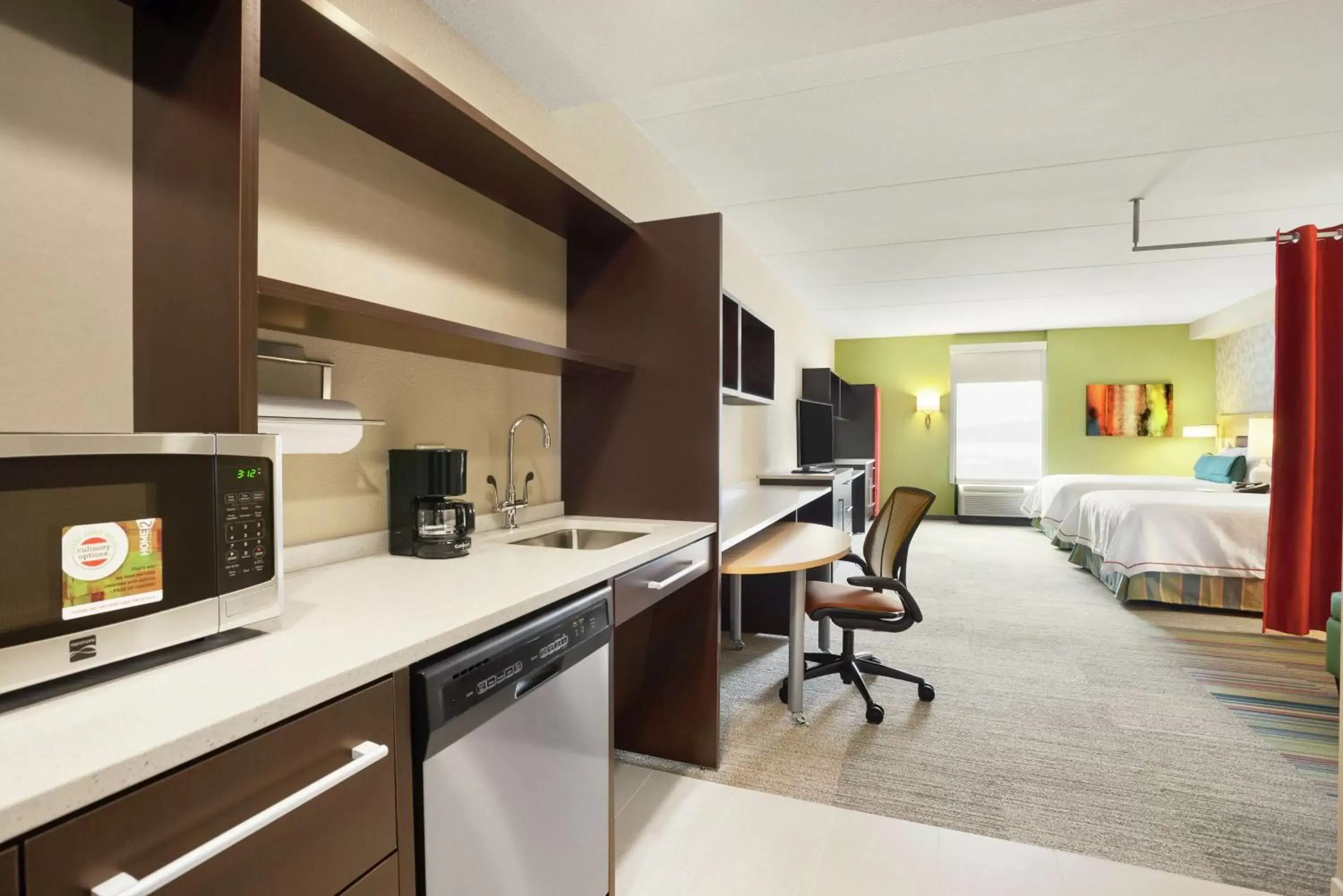 Bedroom, Kitchen/Kitchenette in Home2 Suites by Hilton Knoxville West