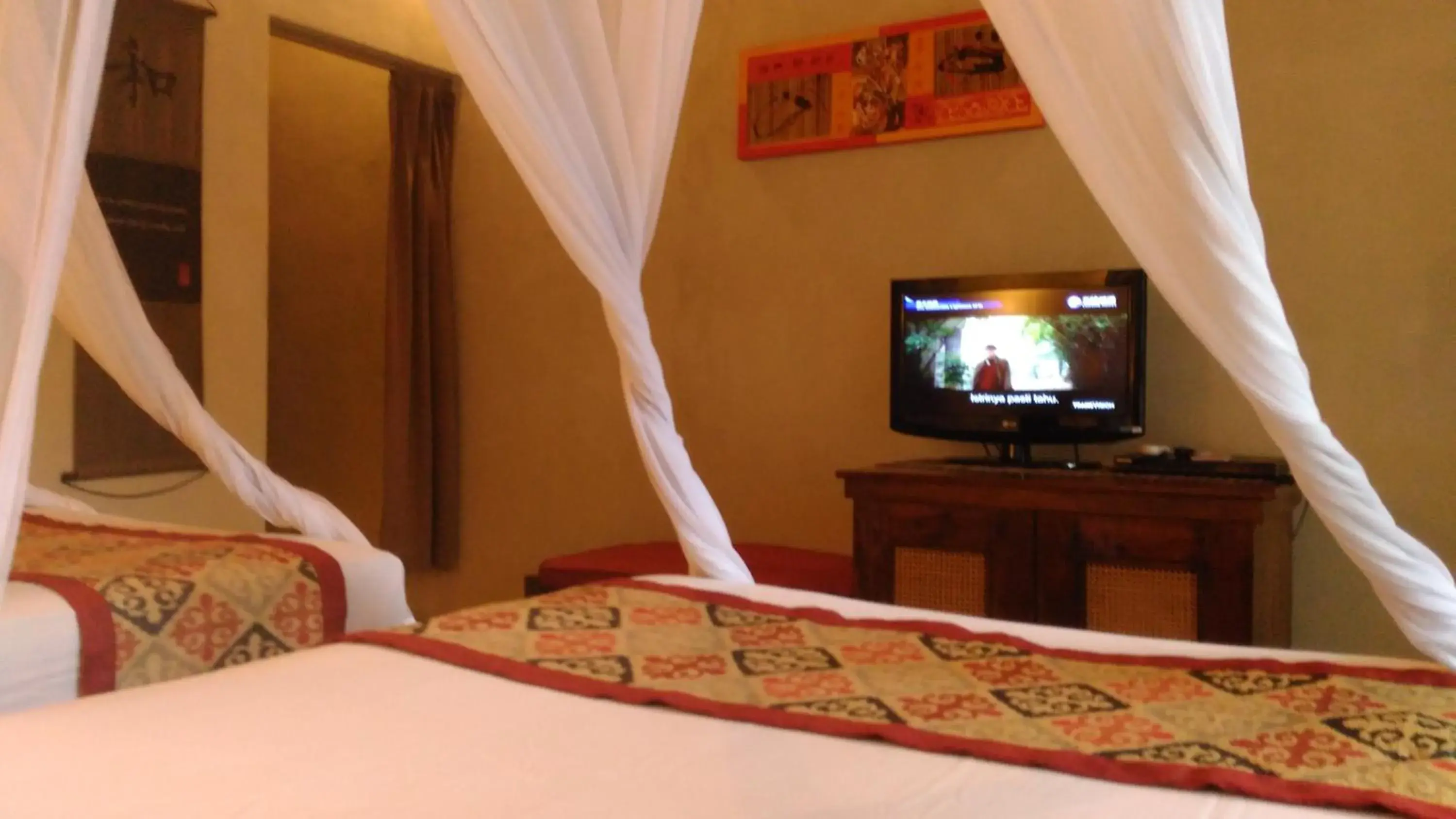 TV and multimedia, Bed in Villa Puri Ayu