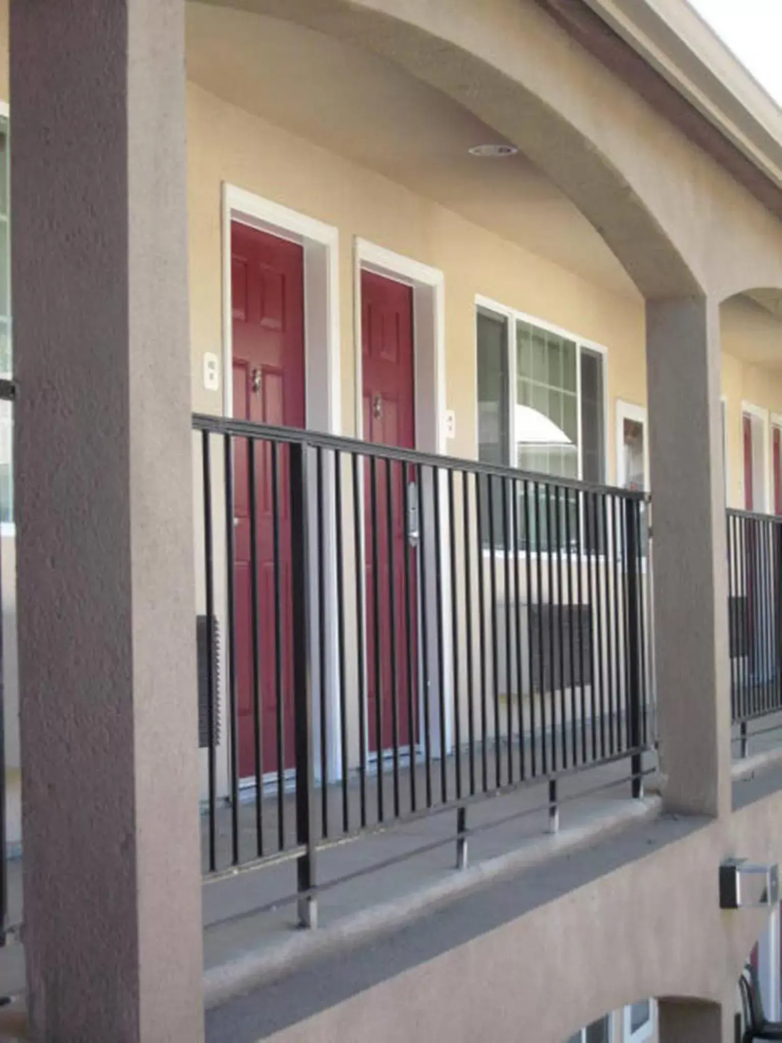 Facade/entrance in The Yosemite Inn Facade/entrance in The Yosemite Inn