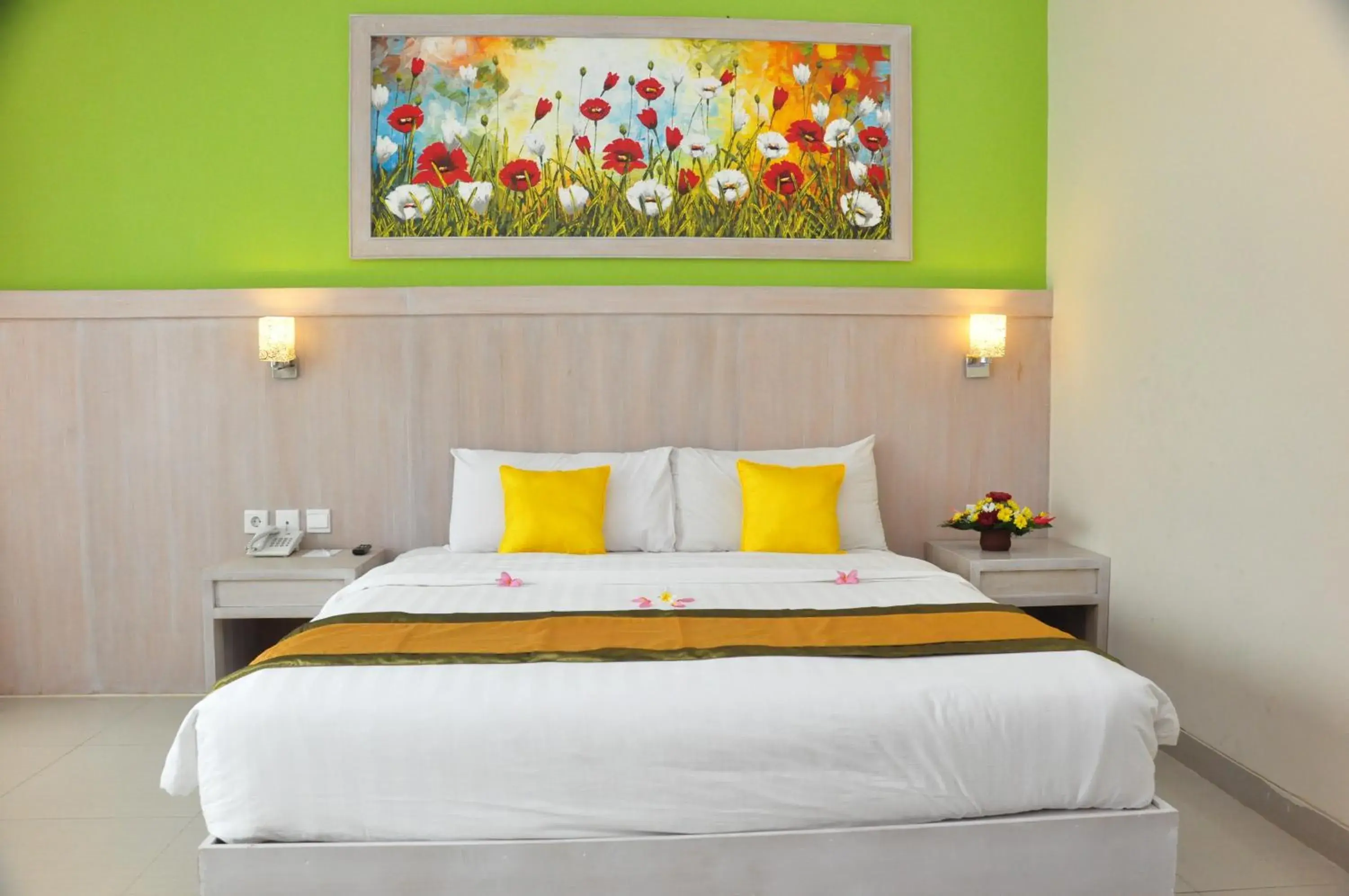 bunk bed, Bed in Puri Saron Denpasar Hotel