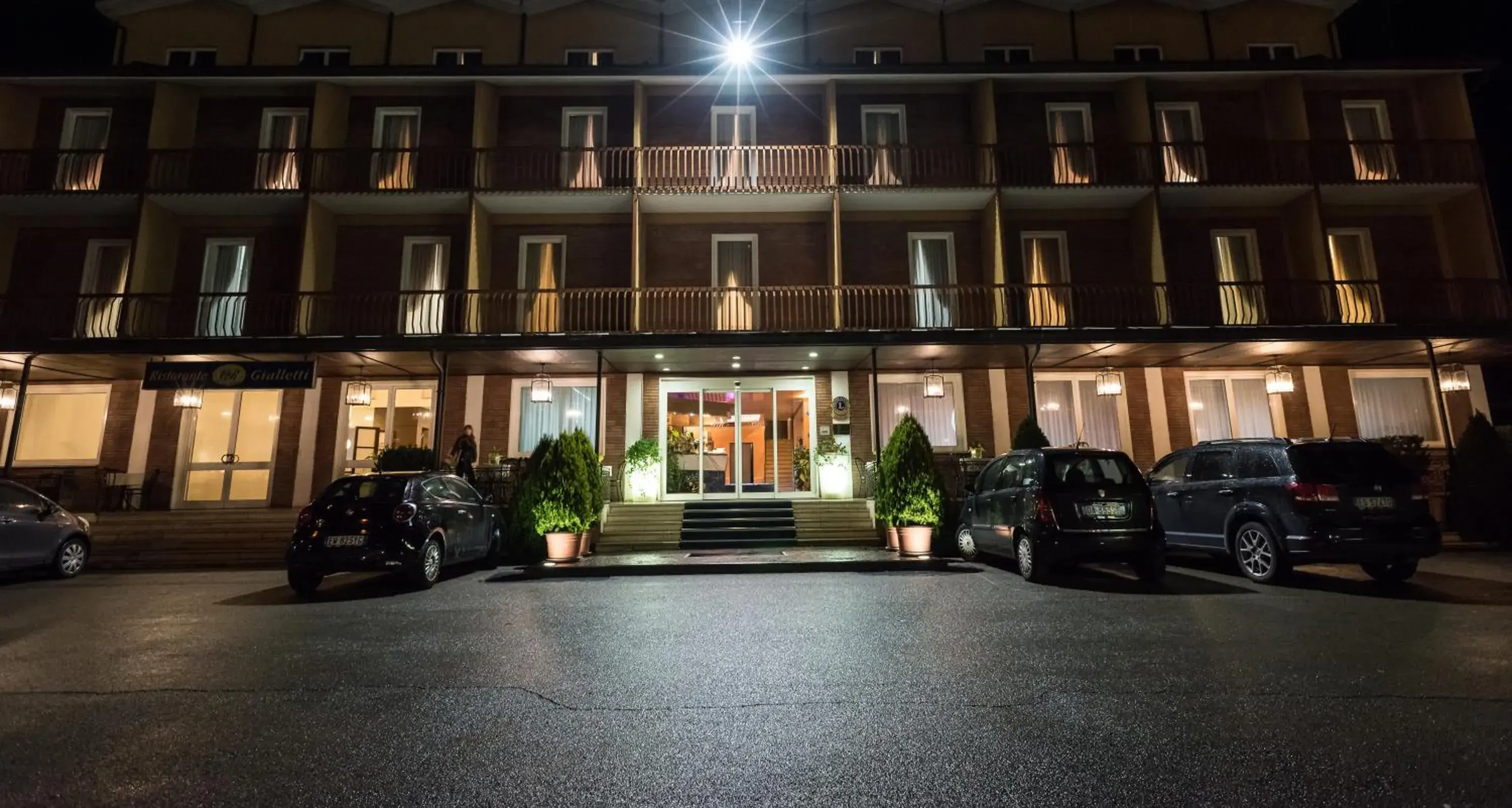 Facade/entrance, Property Building in Hotel Gialletti