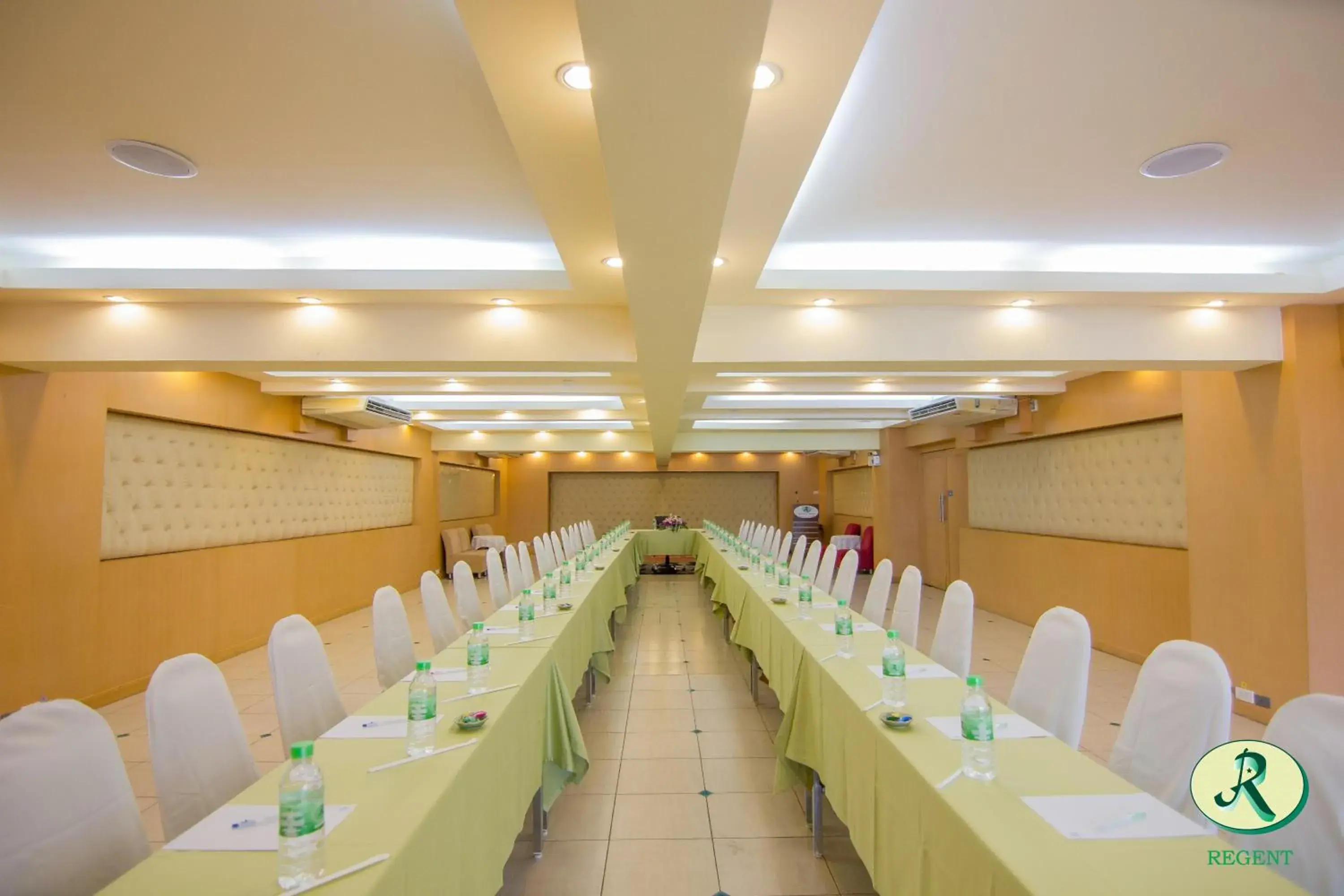 Banquet/Function facilities in Regent Ramkhamhaeng 22