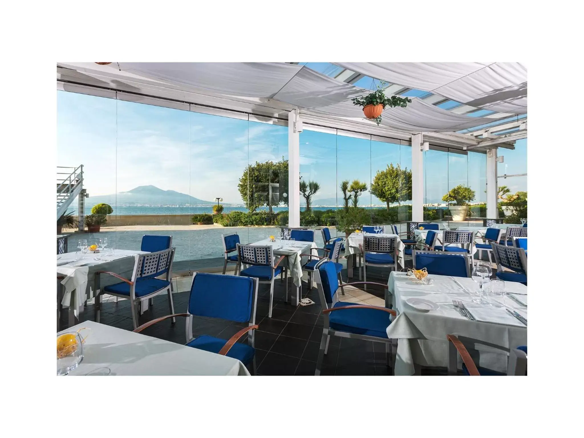 Restaurant/Places to Eat in Towers Hotel Stabiae Sorrento Coast