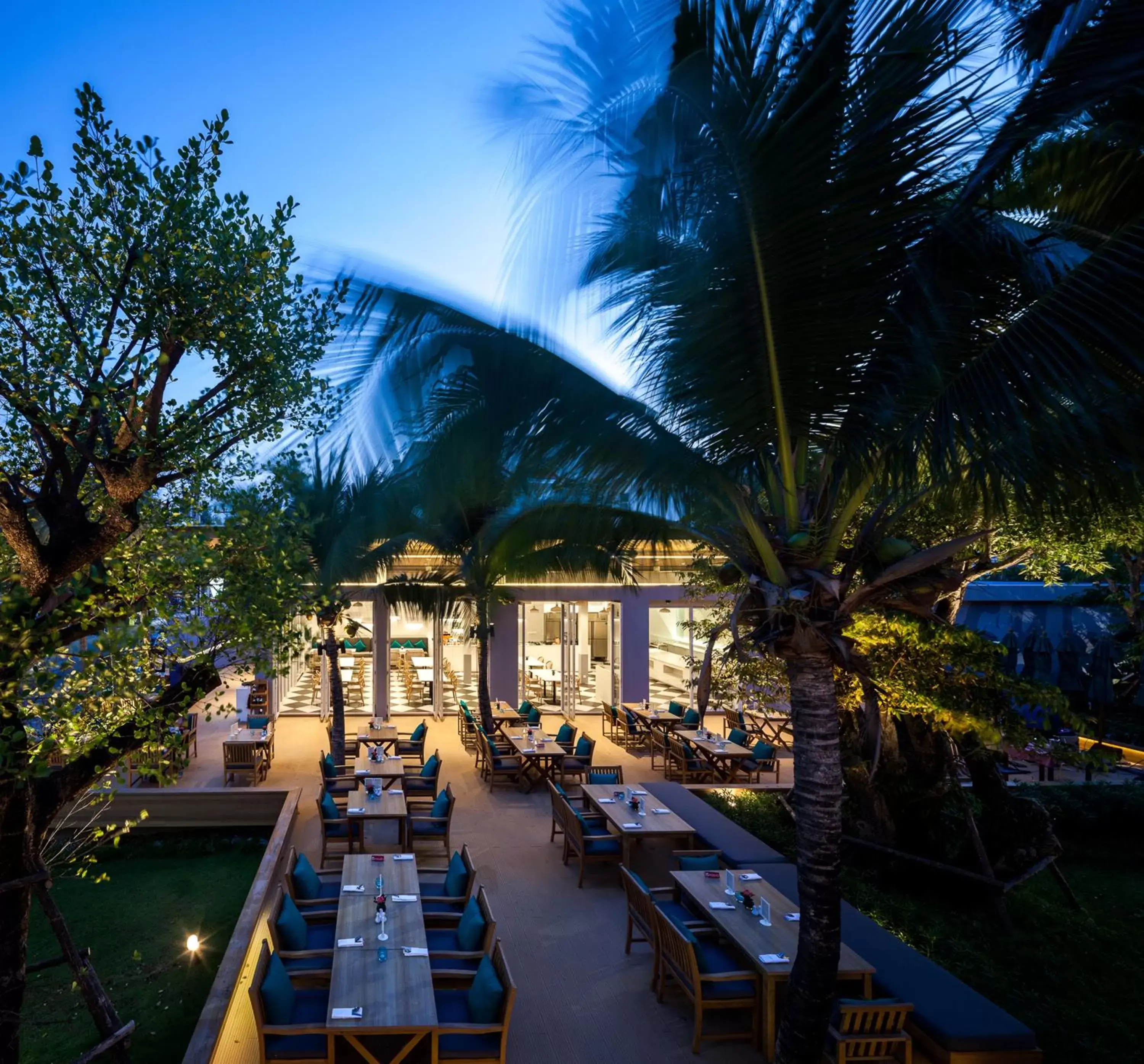Restaurant/places to eat in Bann Pantai Resort