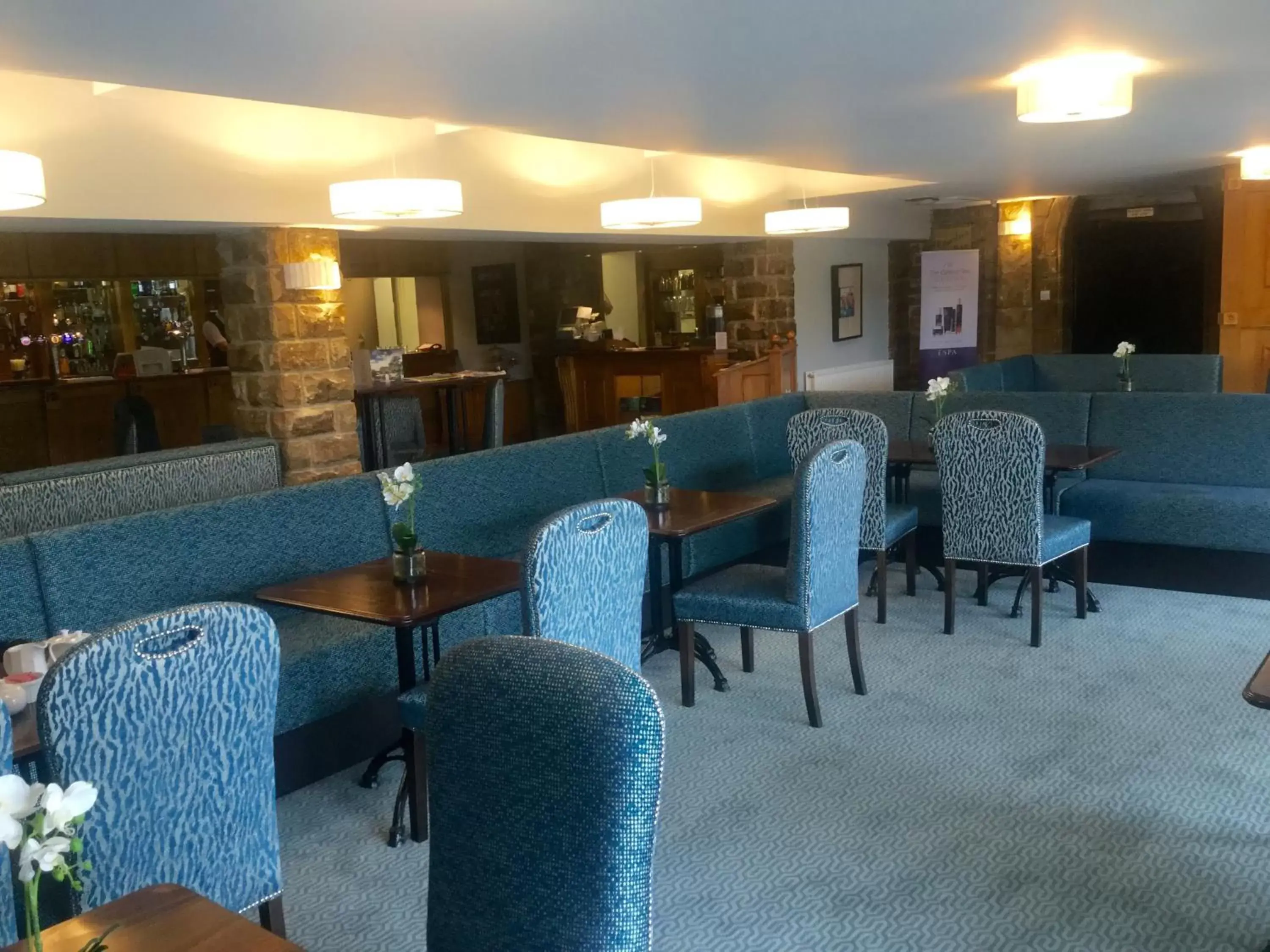 Restaurant/places to eat, Lounge/Bar in Waterton Park Hotel