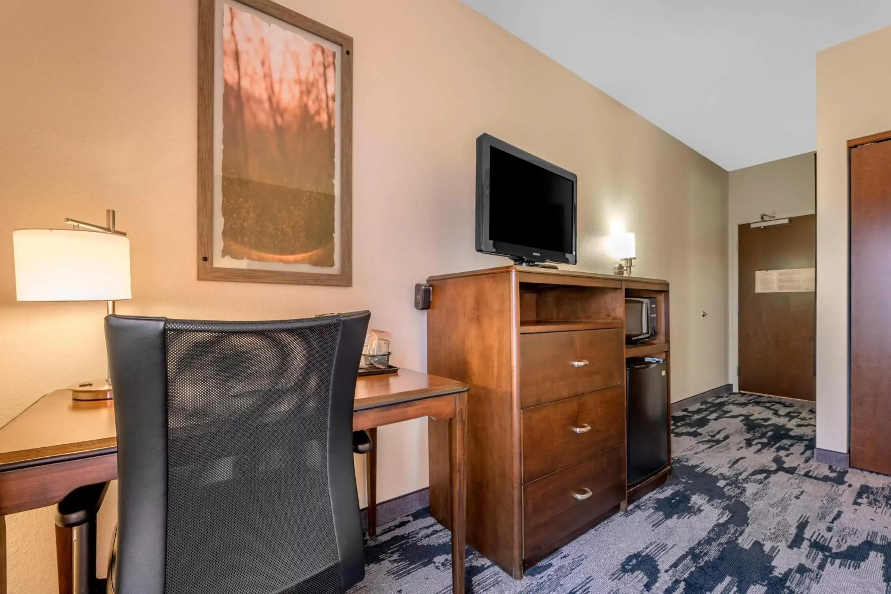 Photo of the whole room, TV/Entertainment Center in Fairfield Inn & Suites by Marriott Slippery Rock