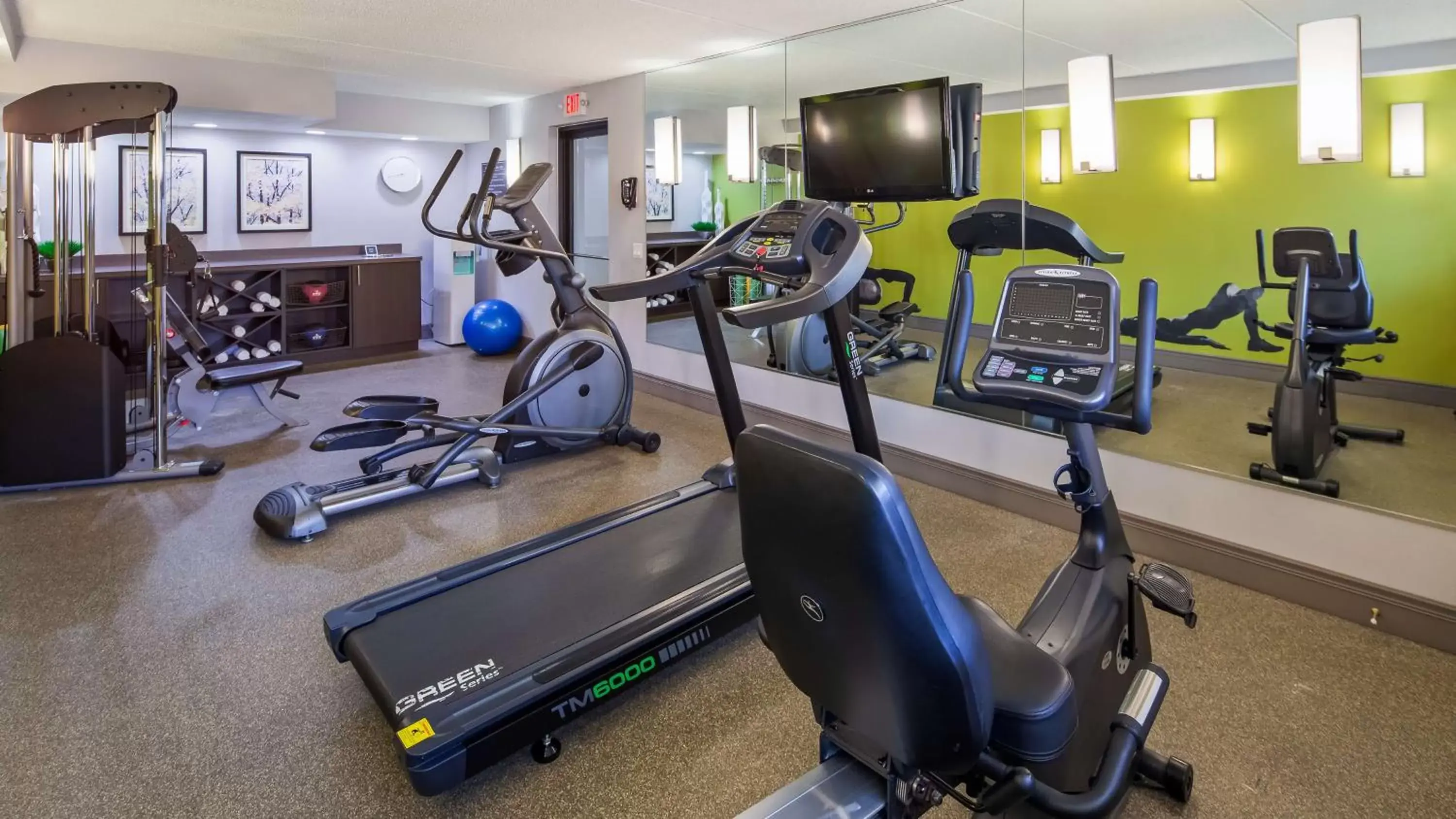 Fitness centre/facilities, Fitness Center/Facilities in Best Western Naperville Inn