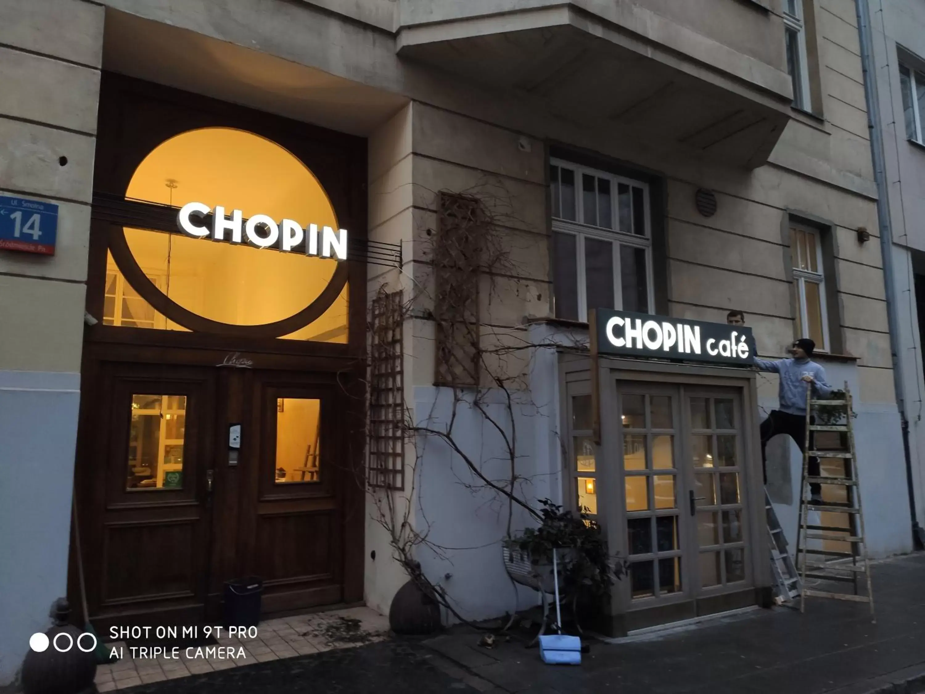 Property building in Chopin Boutique
