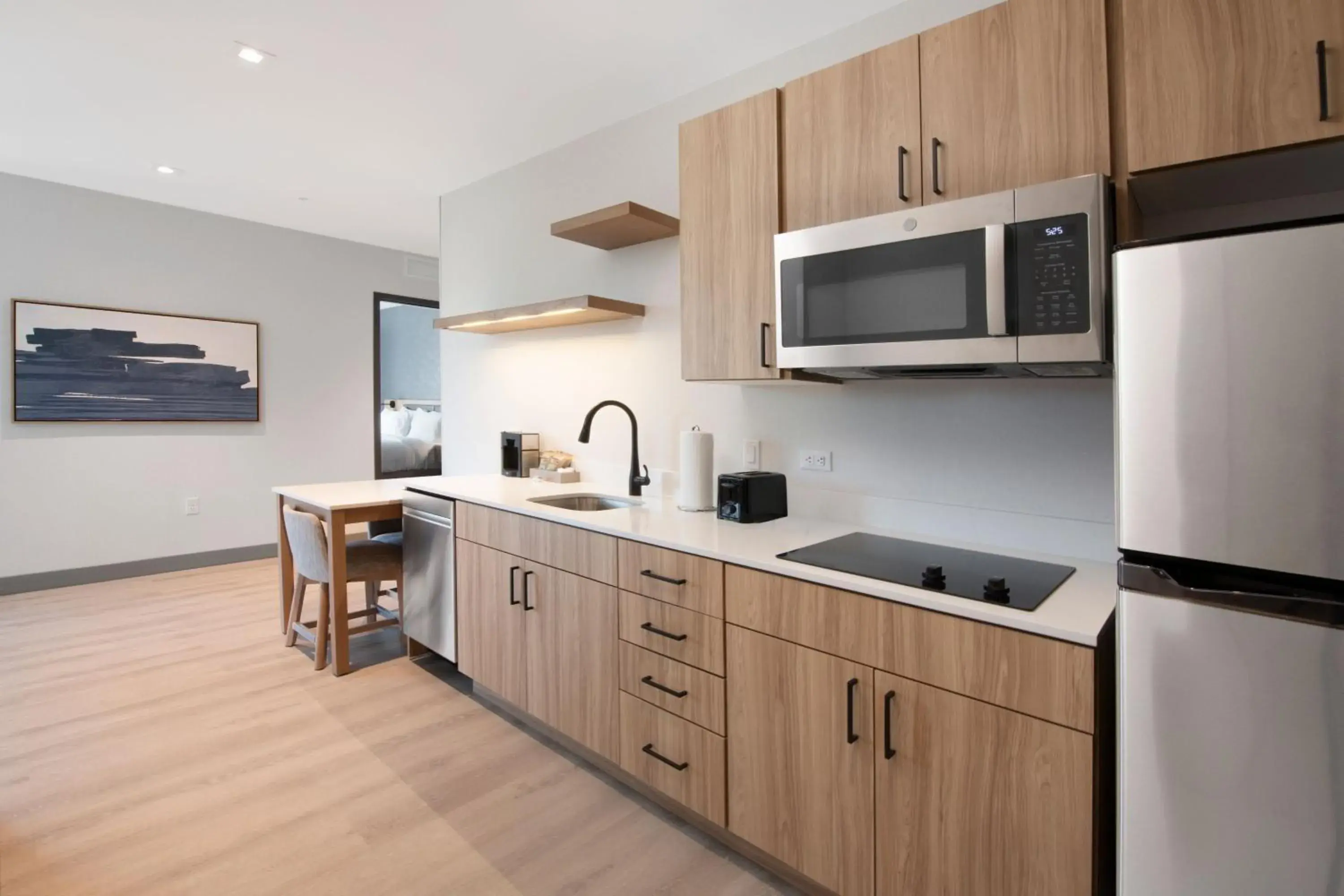 Kitchen or kitchenette, Kitchen/Kitchenette in Residence Inn by Marriott St Louis Clayton