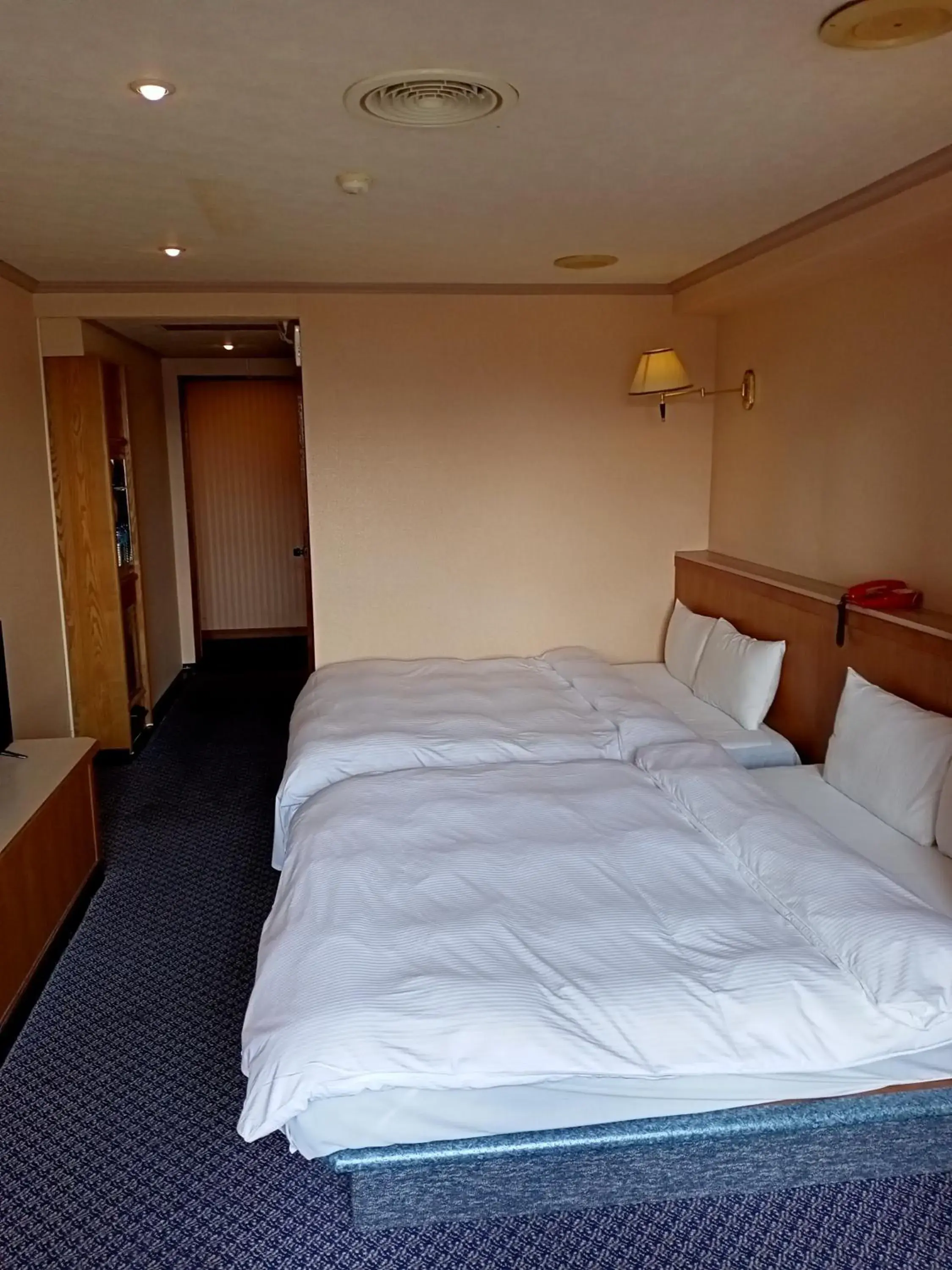 Bedroom, Bed in Chungli Business Hotel