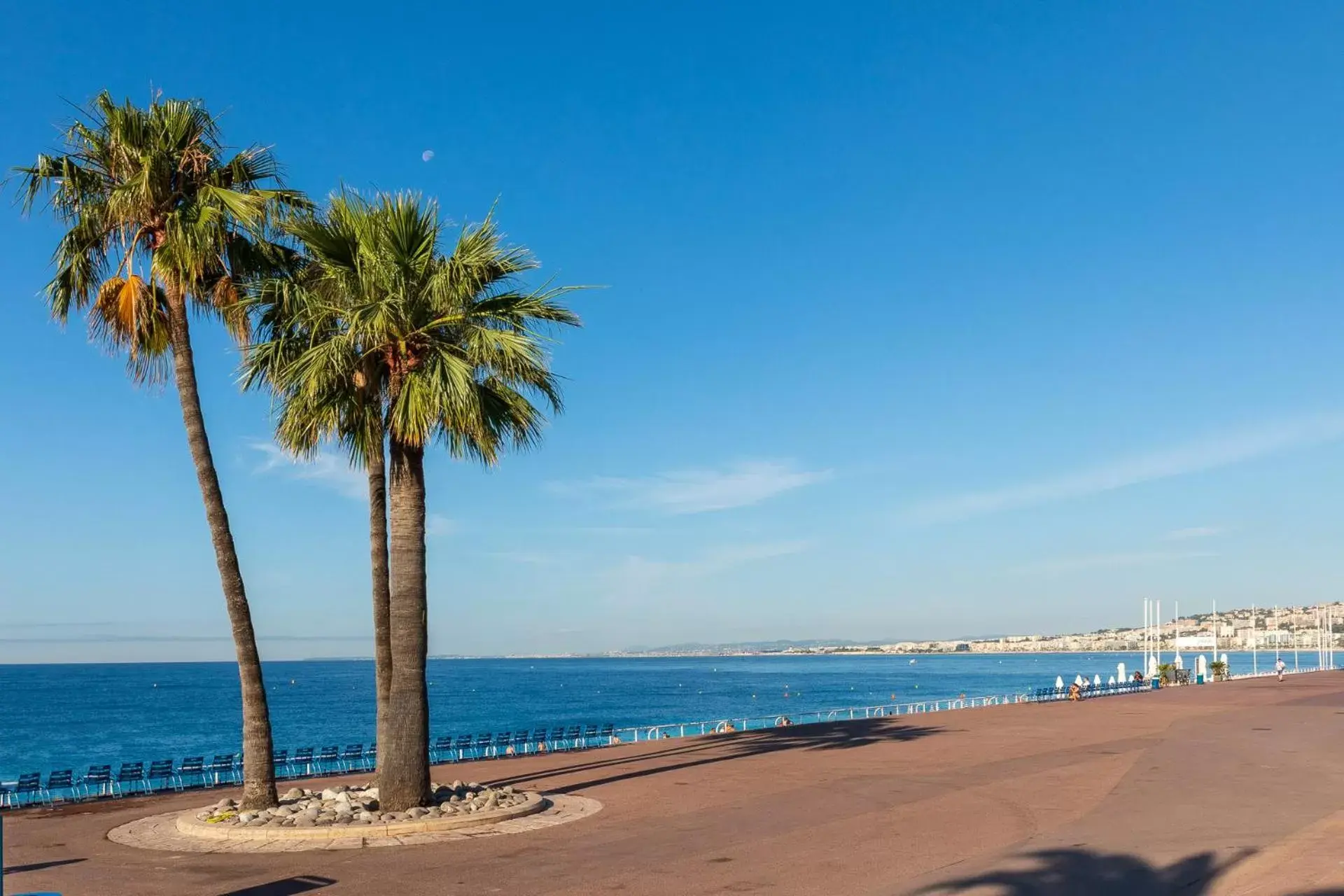 Beach in Hotel Beau Rivage