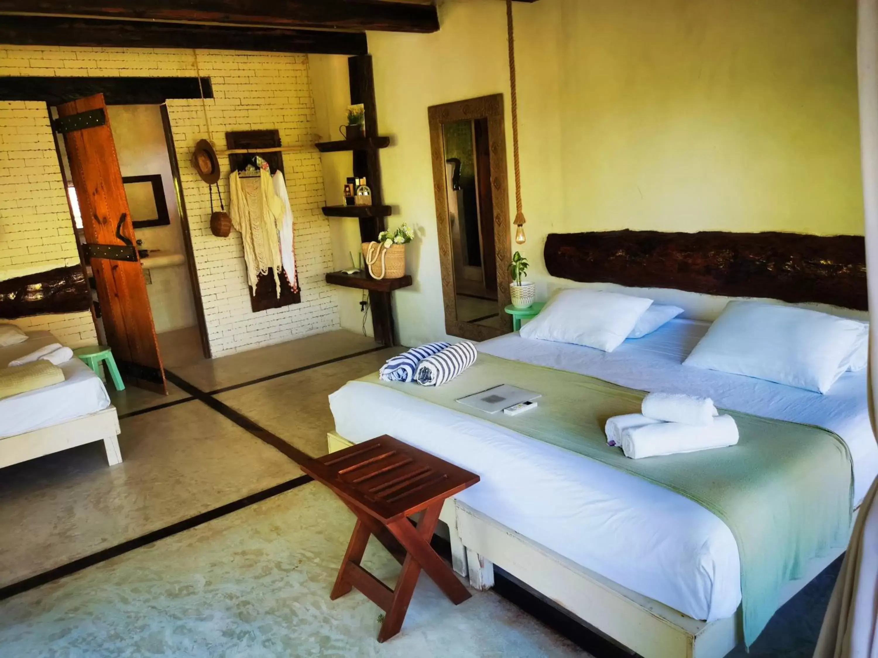 Photo of the whole room in La Casa de Mia Tulum