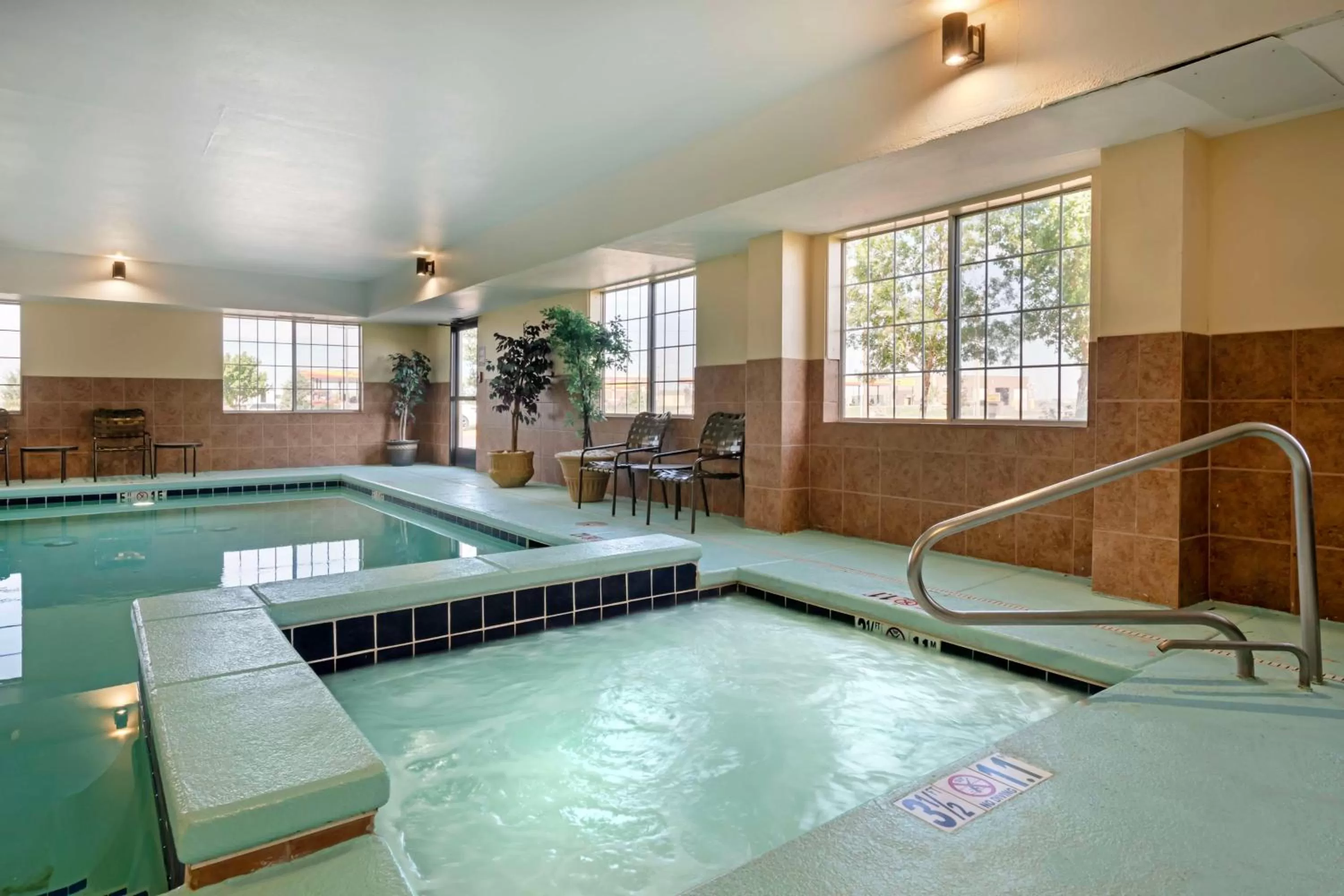 Pool view in Best Western Laramie Inn & Suites