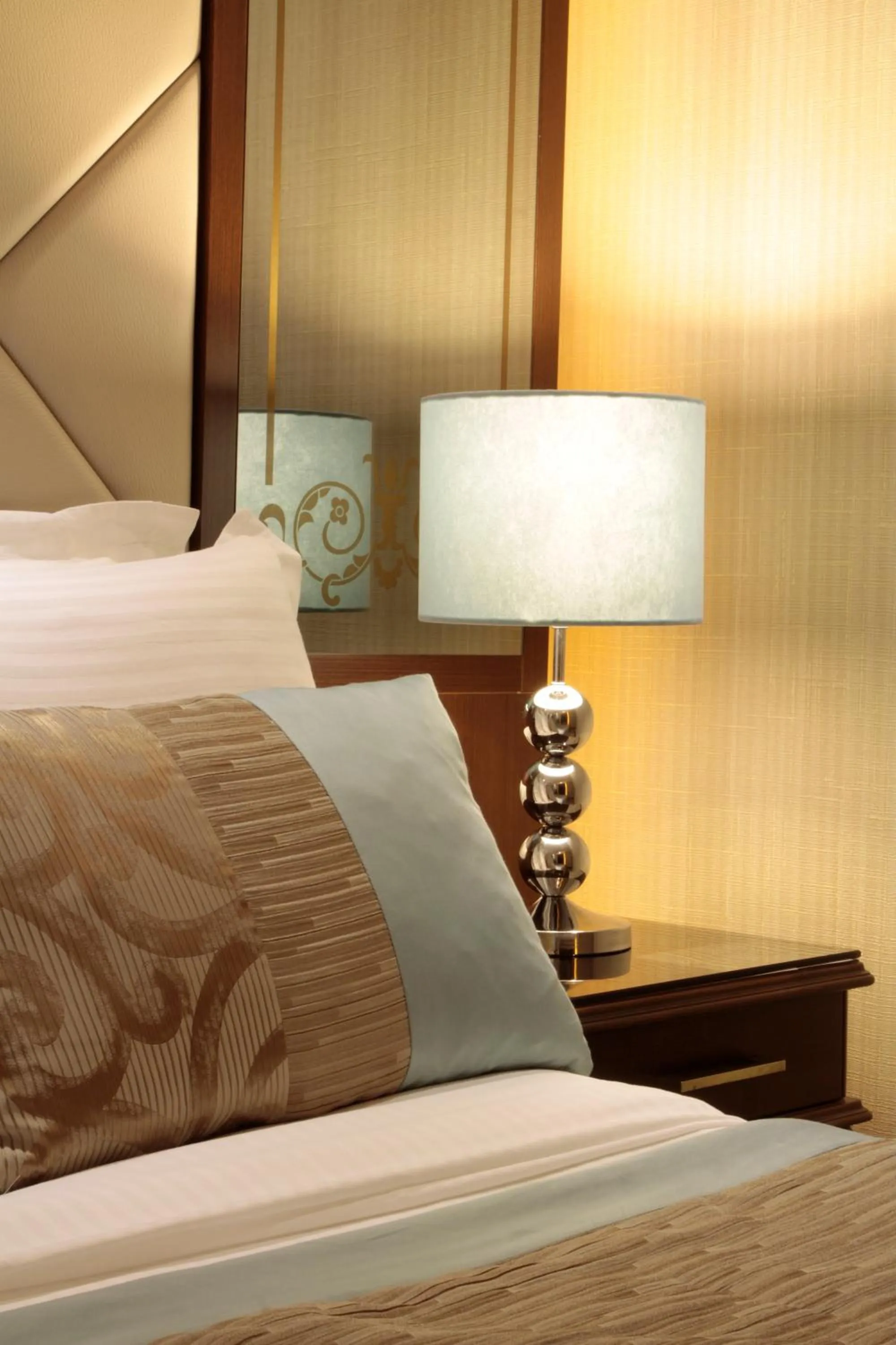 Decorative detail, Bed in Black Bird Hotel