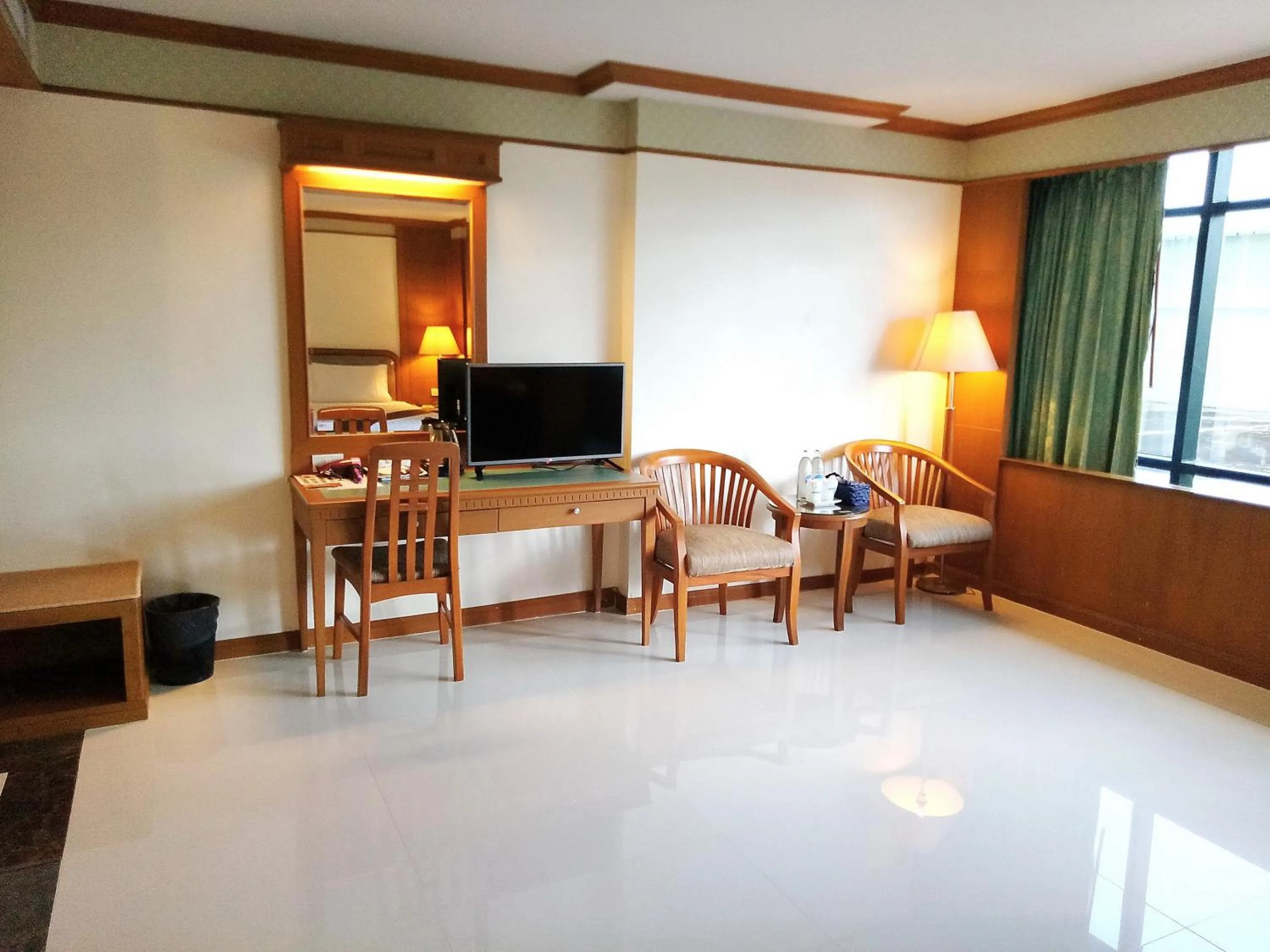 Seating area in Grand Park Hotel