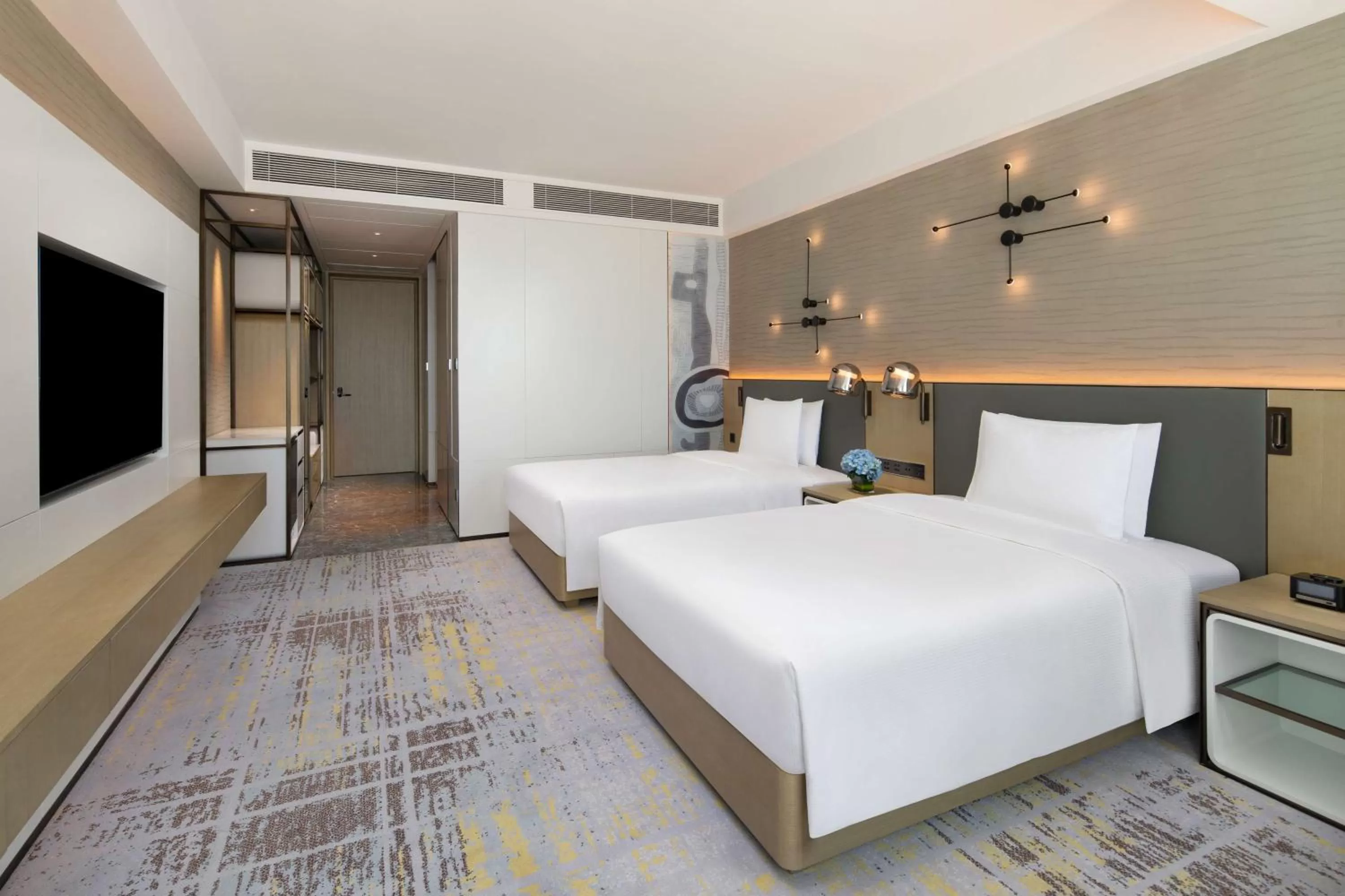 Bed in Doubletree By Hilton Kunming Airport