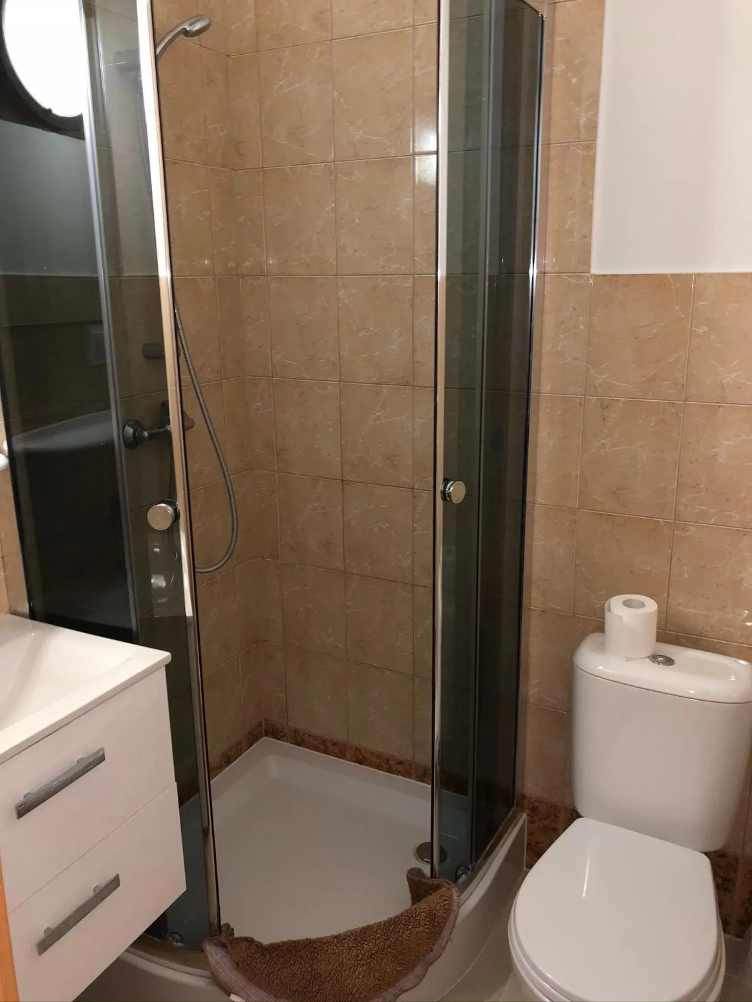 Bathroom in Stajnia pod Dębem