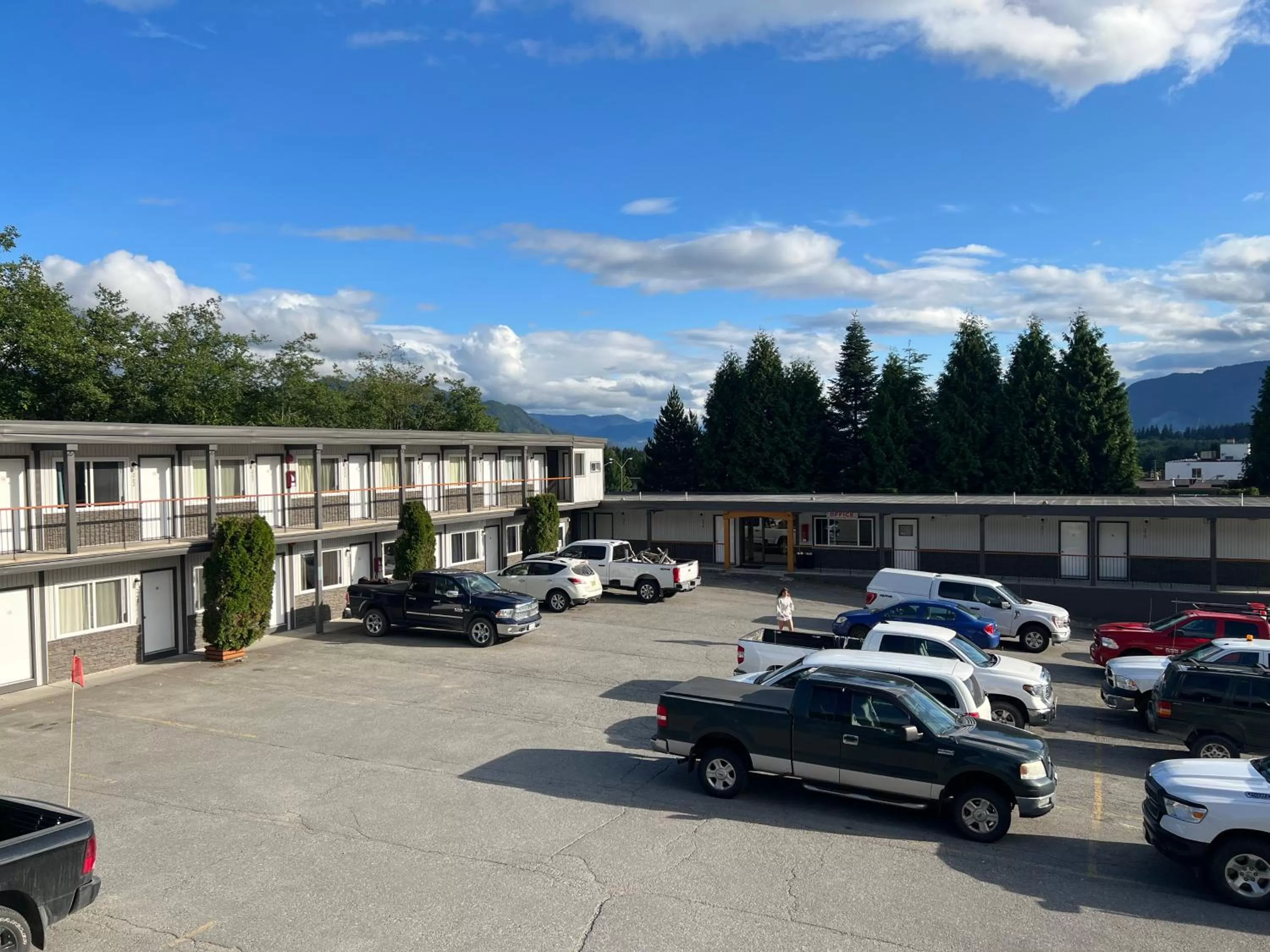 Property building in Chalet Inn