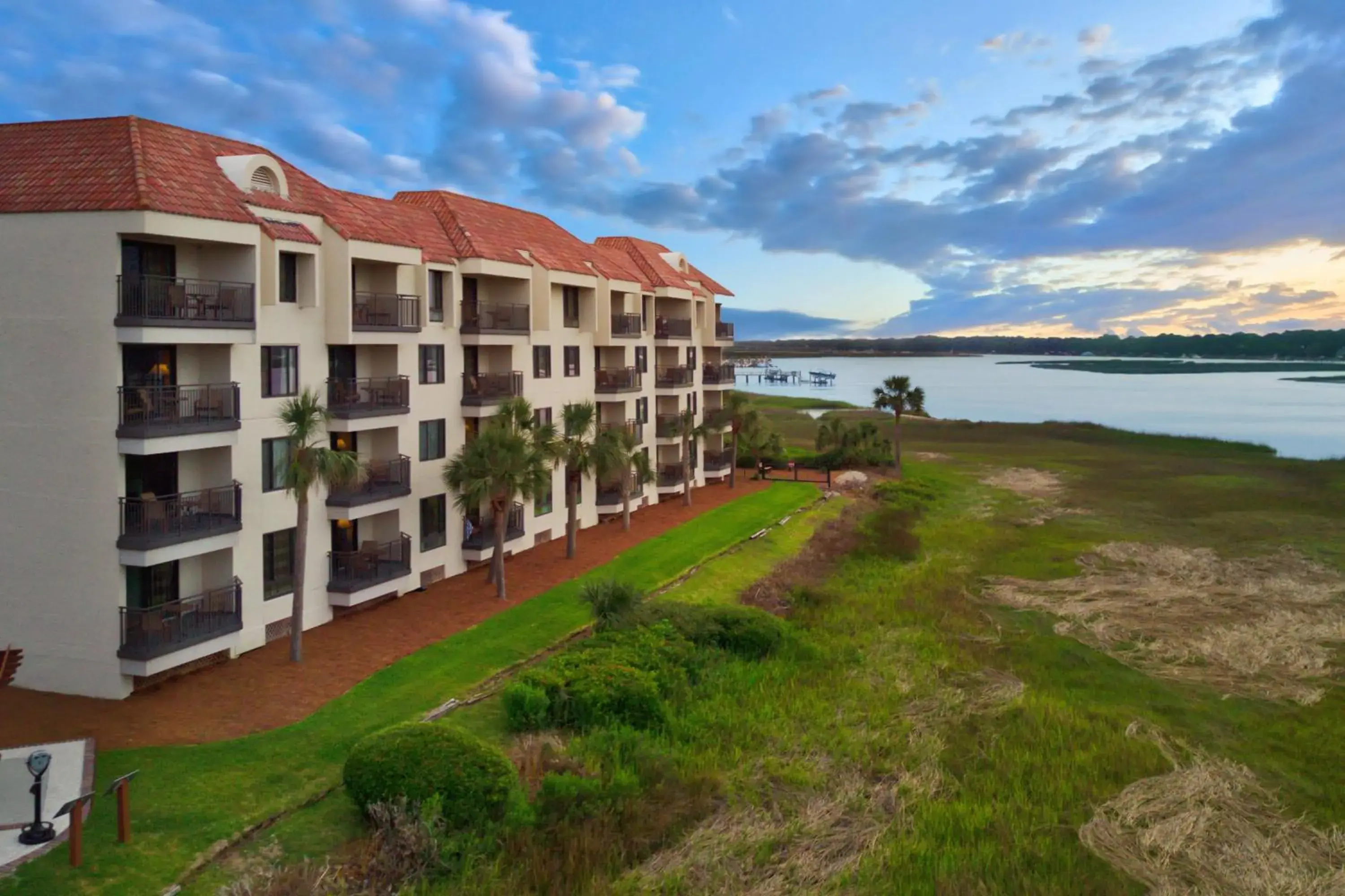 Property Building in Marriott's Harbour Point And Sunset Pointe At Shelter Cove