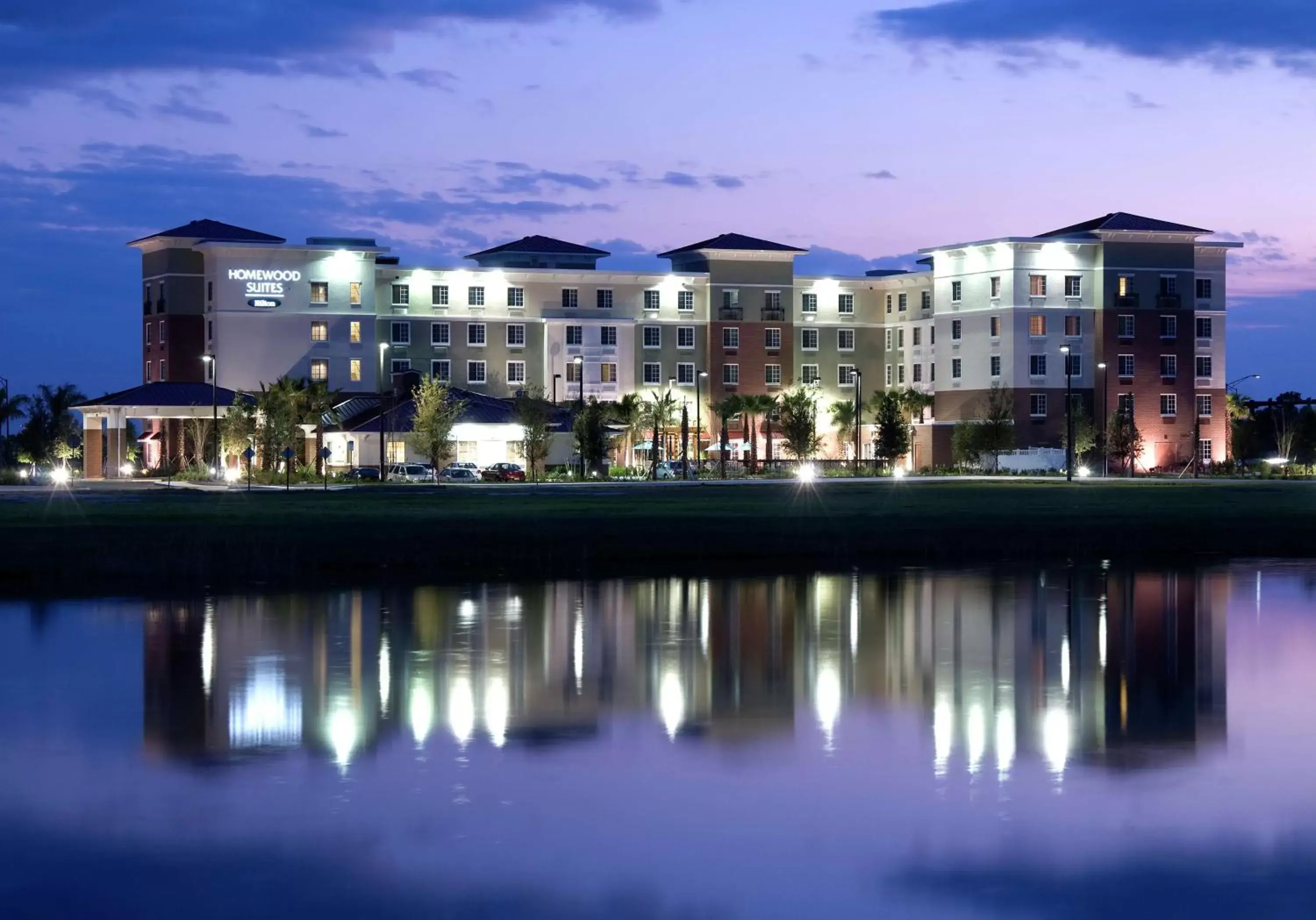 Property building, Swimming Pool in Homewood Suites Port Saint Lucie-Tradition
