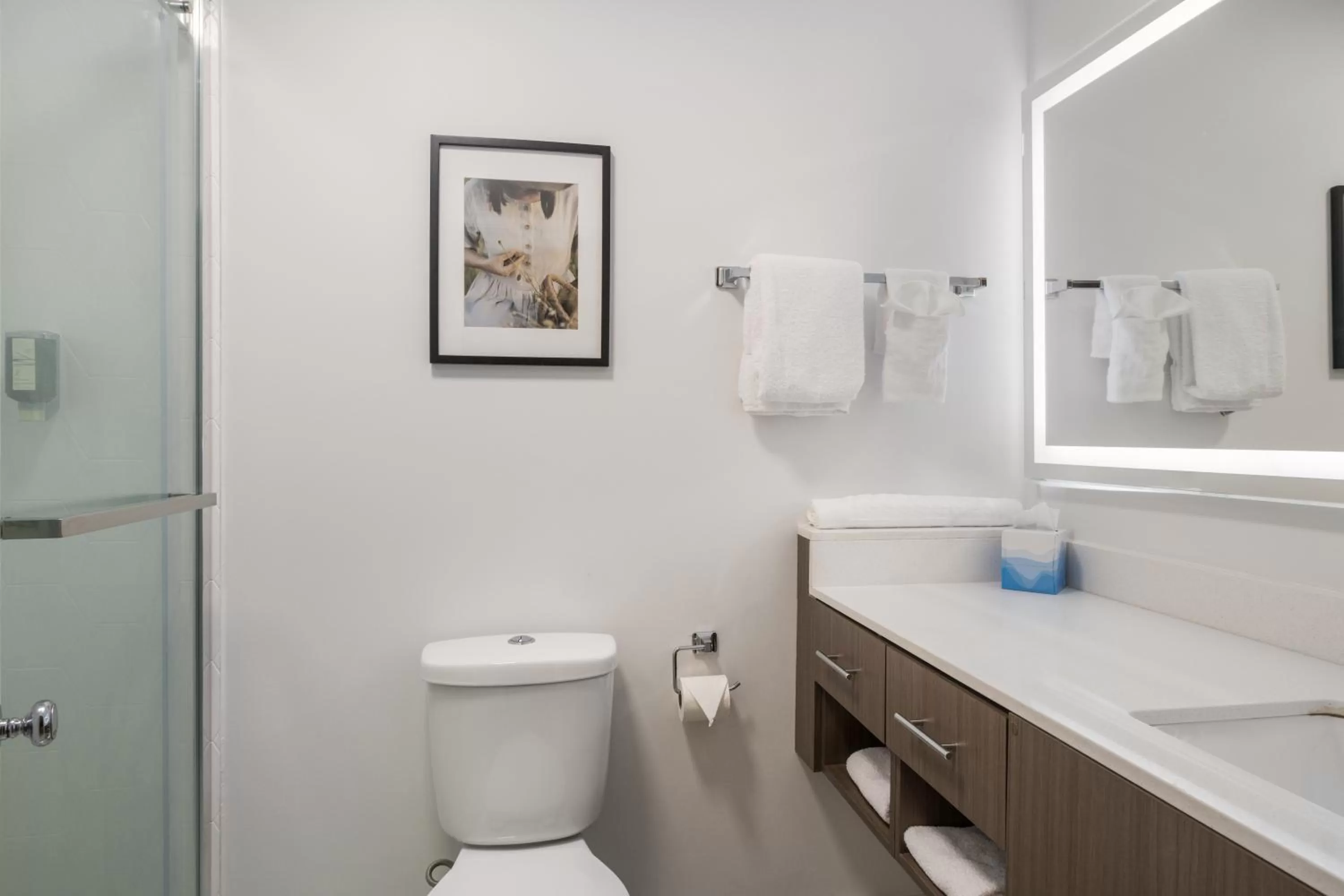 Bathroom in Glengarry Extended Stays