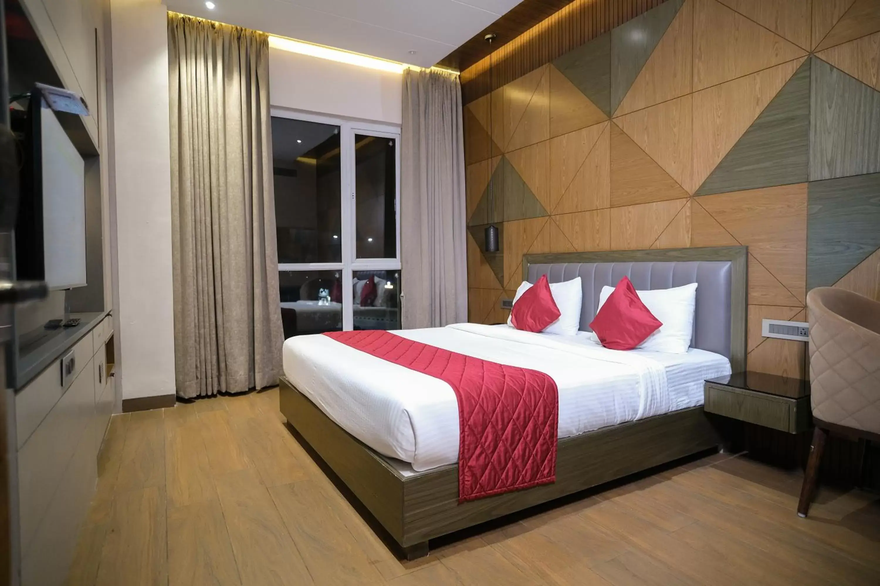 VIP, Bed in Symphony Inn VIP, Bed in Symphony Inn